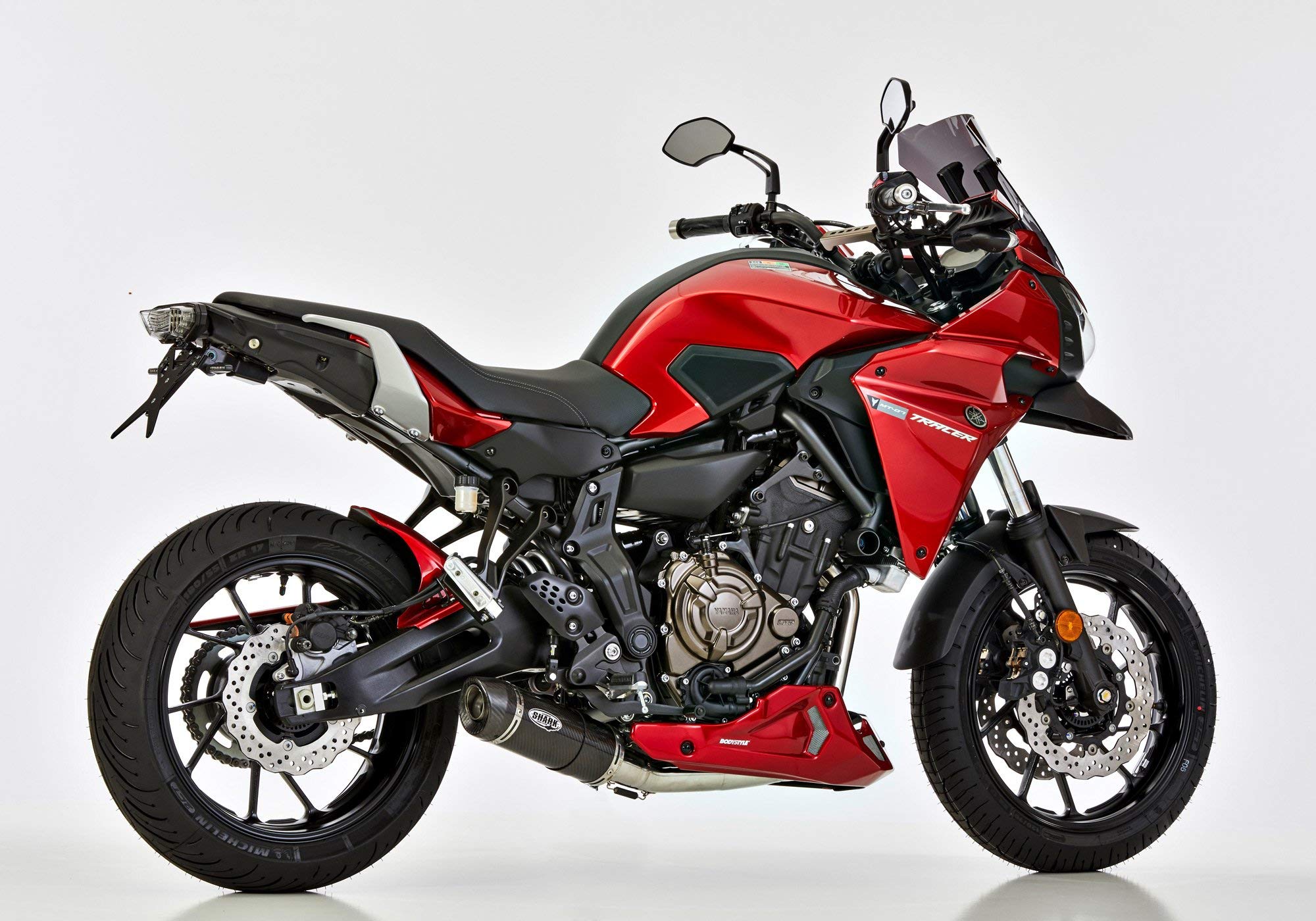 SHARK Sportauspuffanlage kompatibel mit YAMAHA | MT-07 | Typ RM17/RM18 | 689 ccm | Baujahr 2017-2020 | SHARK Street GP