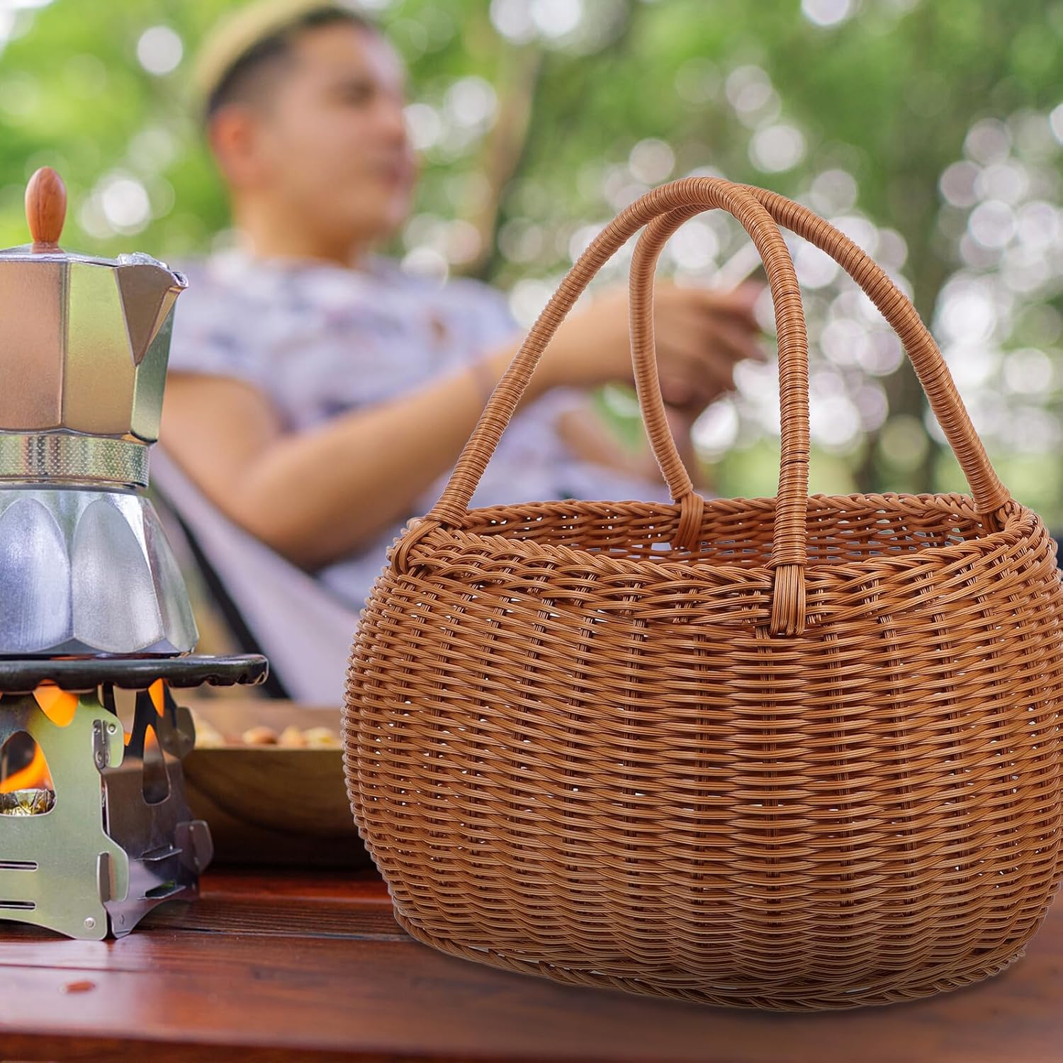 DOITOOL Rustic Woven Picnic Basket Large Oval 30x24x20cm Portable Vegetable and Fruit Organizer with Handle for Outdoor Storage and Household Use