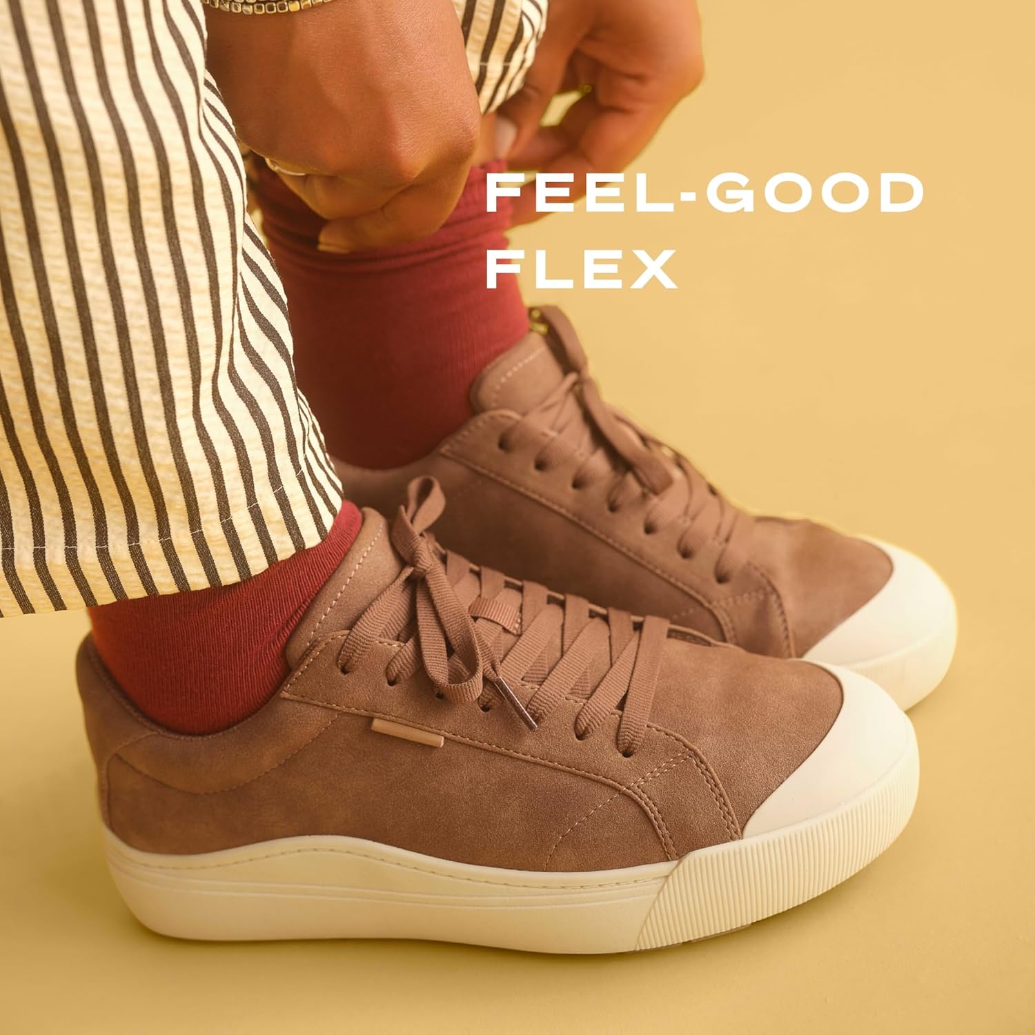 Dr. Scholl's Women's Time Off Sneaker Dark Honey Brown 11 M - Image 2