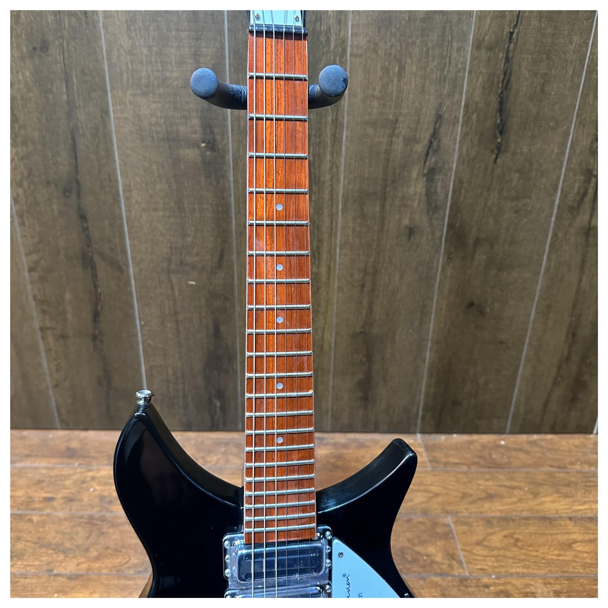 Chitarra elettrica personalizzata 325 con ponte del Tremolo Colore nero Guitarra