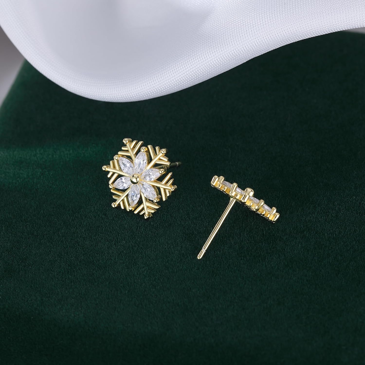 SLUYNZ 925 Sterling Silver Christmas Snowflake Earrings Studs for Women Teens Small CZ Snowflake Studs Earrings Thanksgiving - Image 4