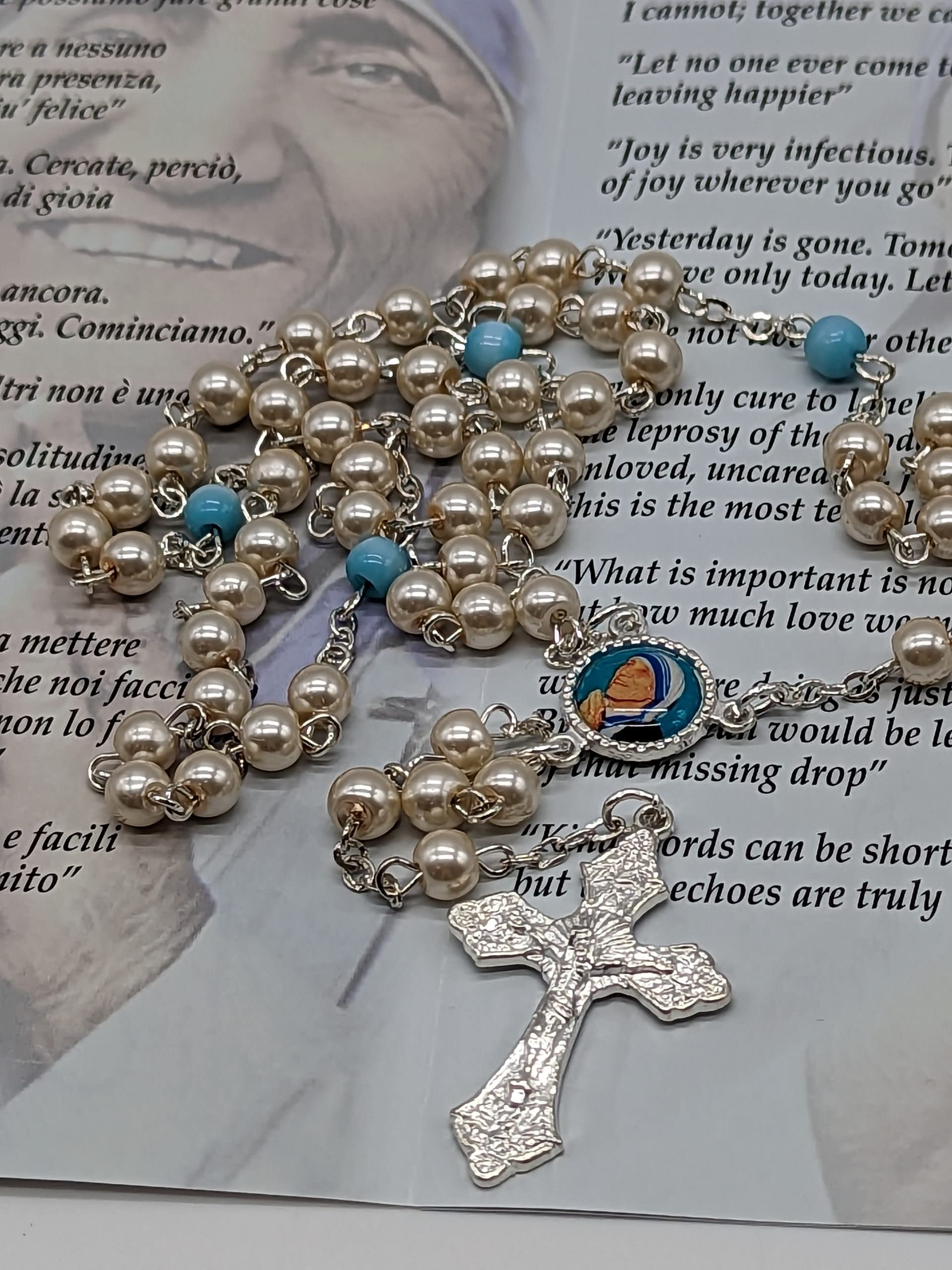OVUNQUE PROTEGGIMI Rosario devozionale di Madre Teresa di Calcutta con Libretto multilingua.
