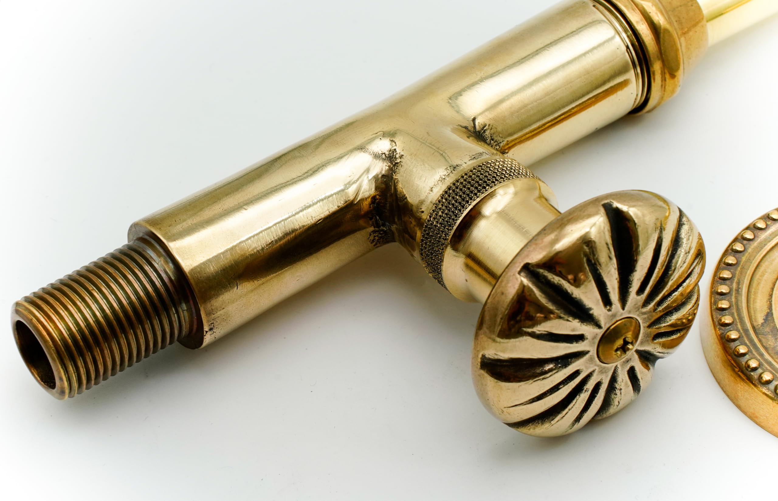 L'ARTISTICA F.LLI PERINCIOLI | Rubinetto Monoforo Bocca Alta Girevole | A colonna, a tubo, in ottone monoforo con canna alta per interno ed esterno, 365x185mm