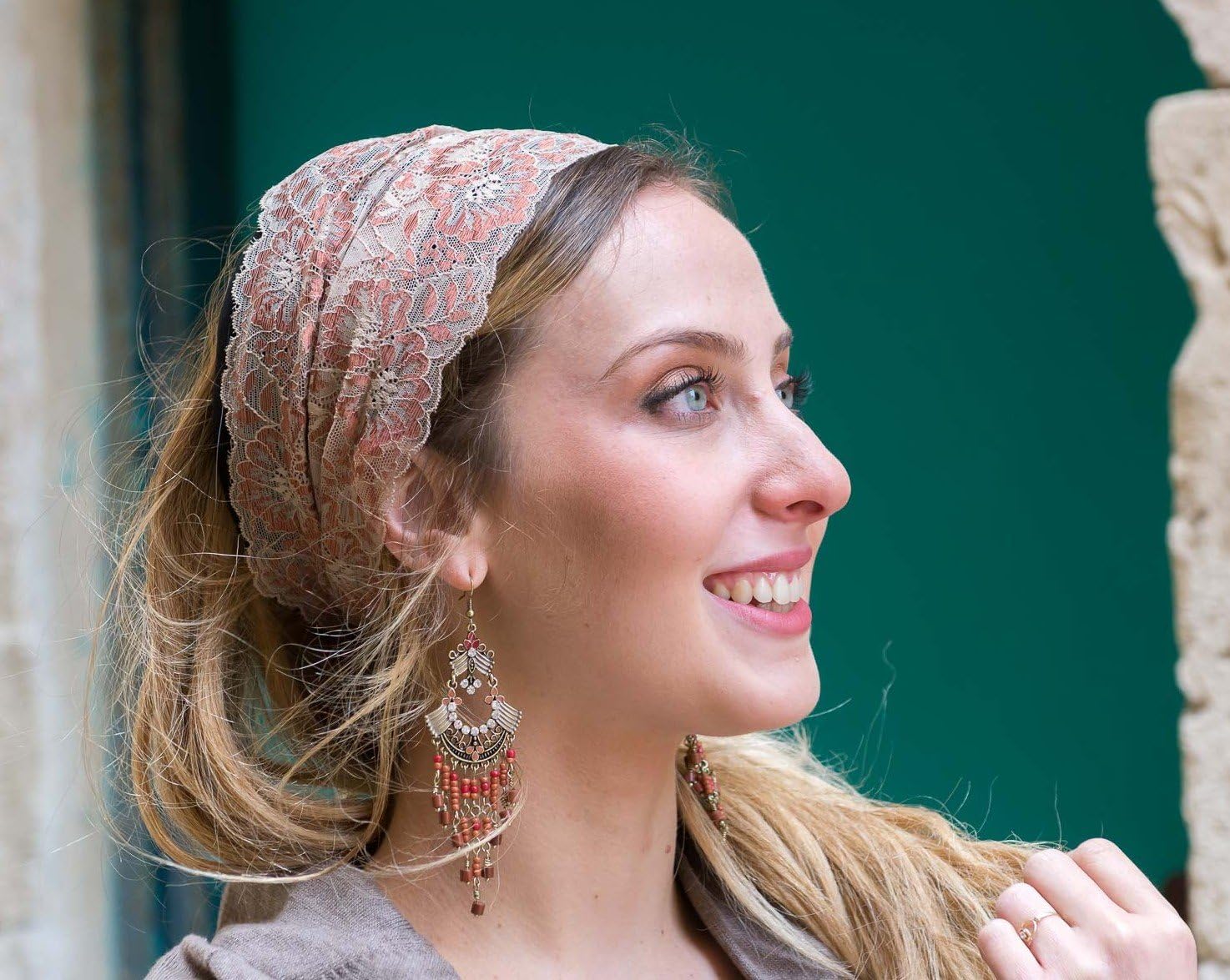 Lace Pre-tied Headband One Size