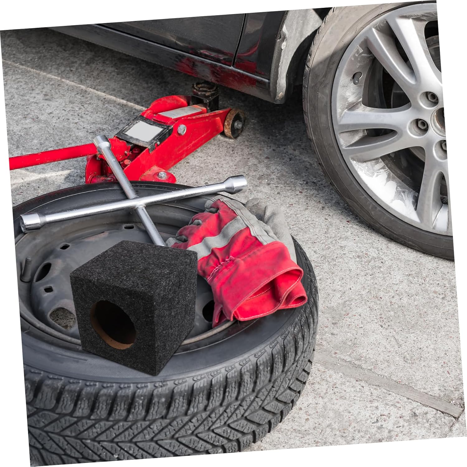 BESTYASH Square Wooden Car Audio Subwoofer Enclosure Box 5-Inch Speaker Cabinet for Truck and Vehicle Audio Upgrade DIY Subwoofer Accessory