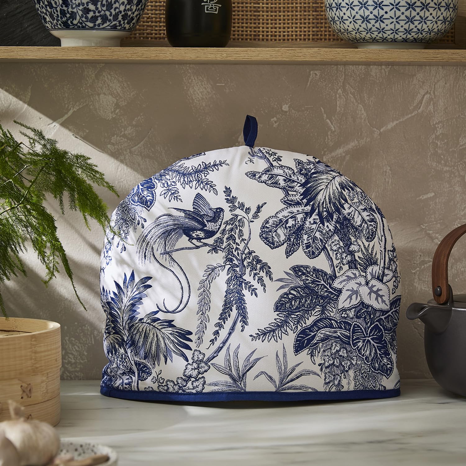 Blue Willow Toile Tea Cosy
