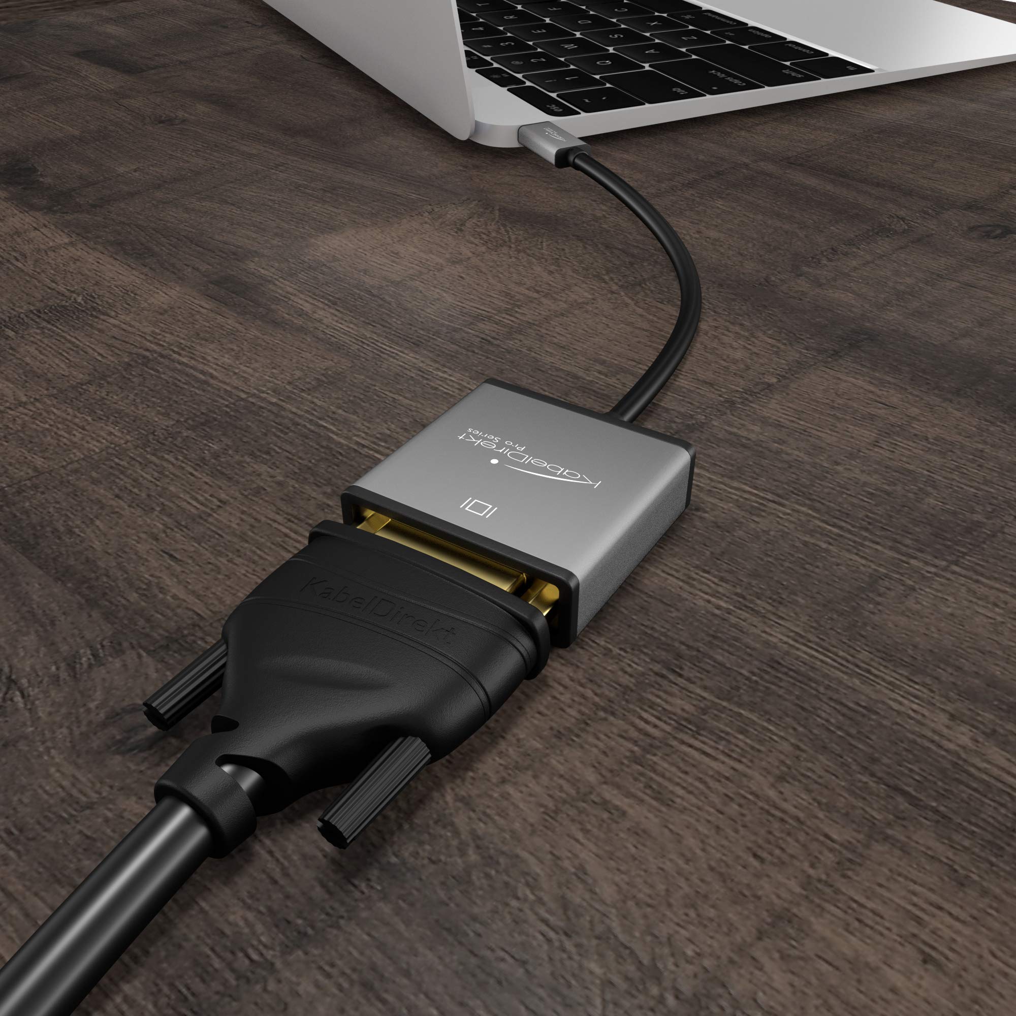 KabelDirekt – USB tipo C per adattatore DVI – 0,15 m – (risoluzioni fino a 4K/30Hz, USB C 3.1 e Thunderbolt 3, per MacBook Pro 2016/2017, MacBook 12“ e altri apparecchi)