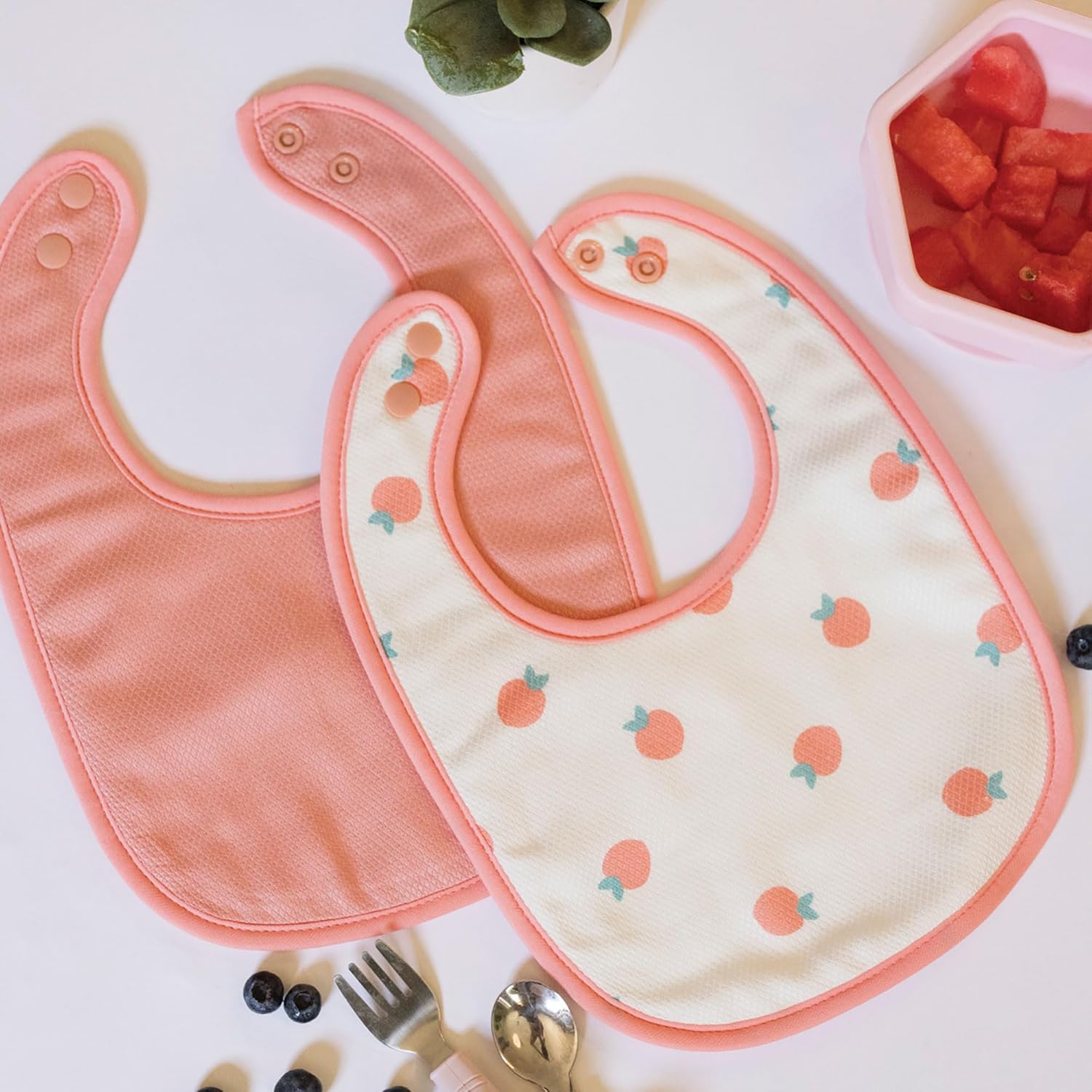 Tiny Twinkle Baby Feeding Bibs - Waterproof and Absorbent Infant Drool and Feeding Baby Bibs