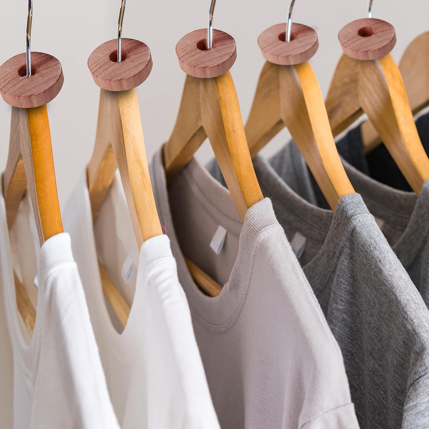 Cedarwood Moth Repellent 50pcs Cedar Rings for Hangers AllNatural