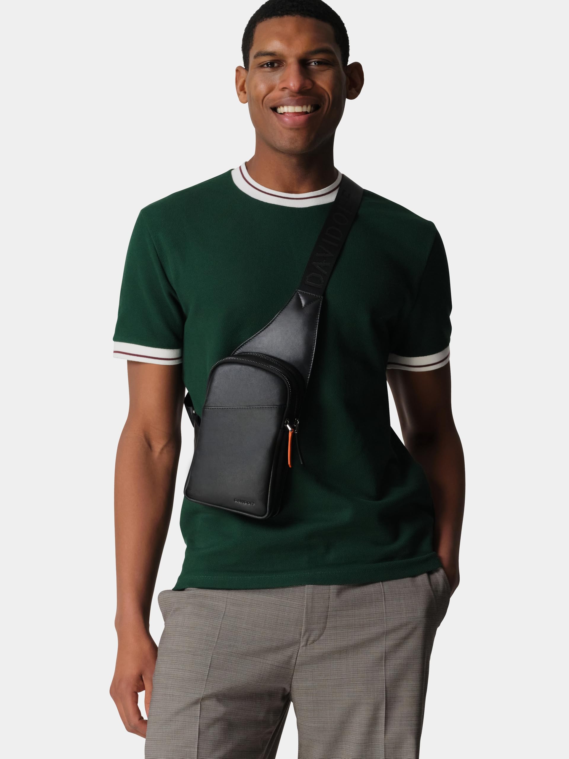 DAVIDOFF ESSENTIALS Sling Bag – Herren Umhängetasche aus feinem Leder