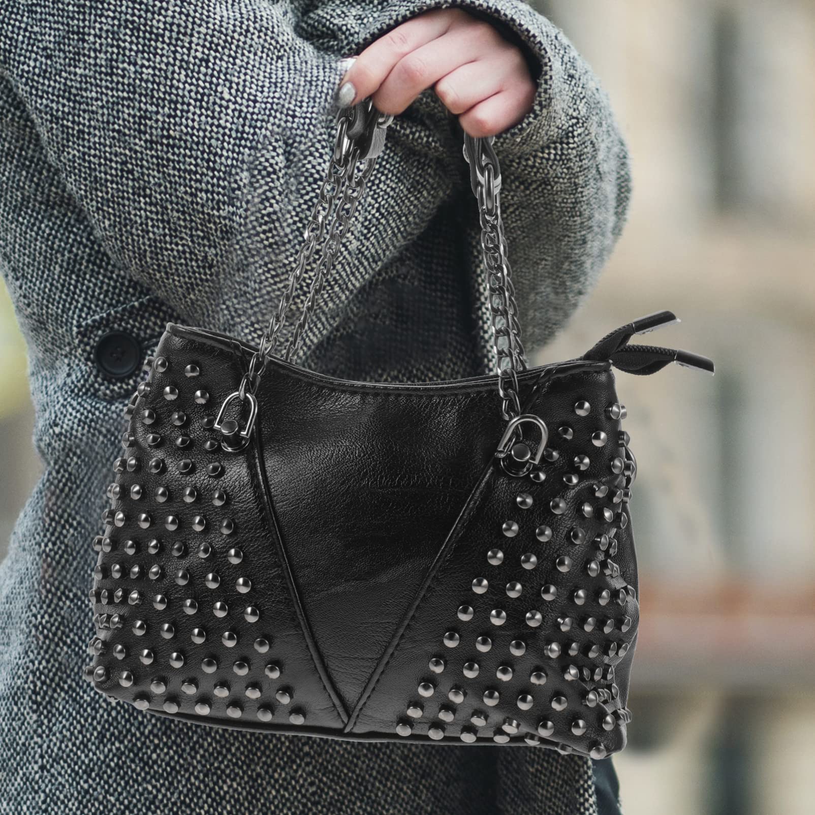 Borsa a Tracolla Donna Con Catena E Borchie in Pu 7.28X5.91X3.54 Pollici Borsa Casual Per Tempo Libero Shopping Viaggi Con Spazio Per Telefono Chiavi E Cosmetici