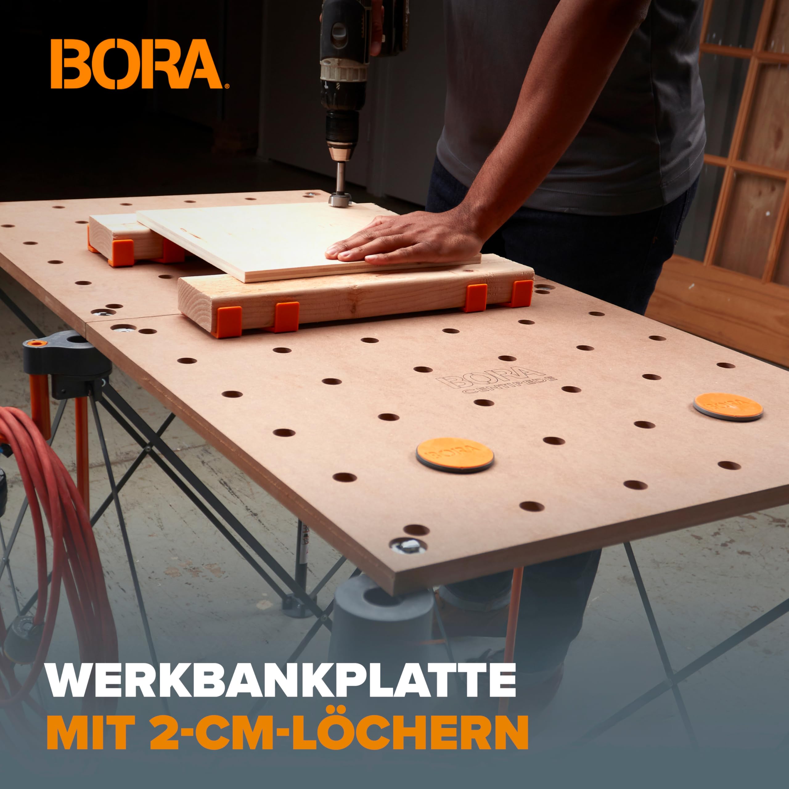 Bora Centipede CK22TM Werkbank-Lochplatte 61x122 cm – bis 907 kg – 20mm Hundelöcher, klappbar, 6 Schnellverschlüsse