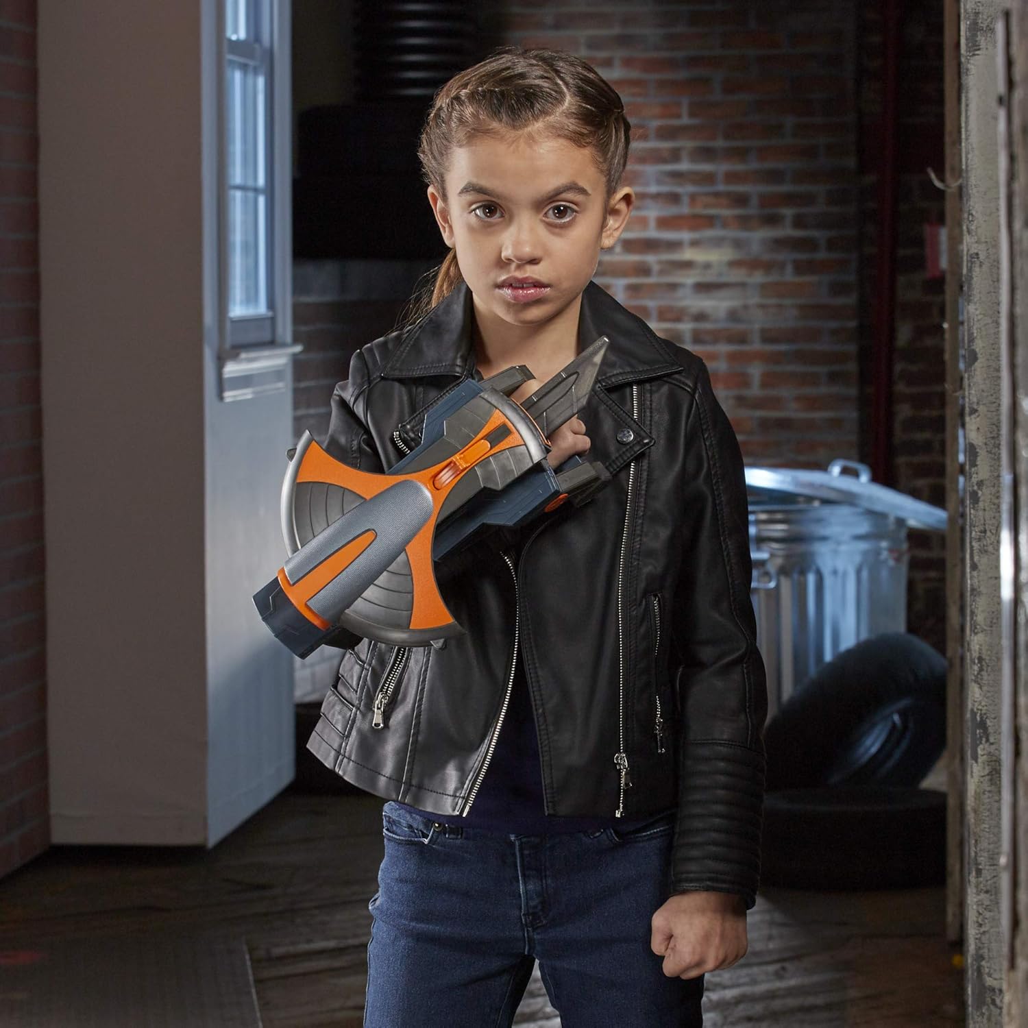 Marvel Black Widow Taskmaster Stealth Slash Sword and Shield Role Play Toy, Includes Sword and Retractable Shield, for Kids Ages 5 and Up, Gray image 6 of 11 B083T7J2JQ