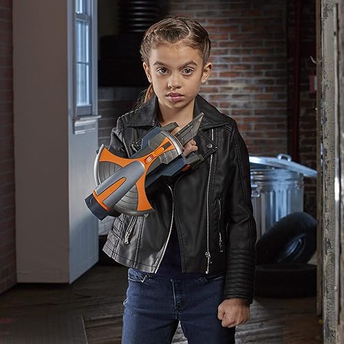 Miniatura 6 de Marvel Black Widow Taskmaster Stealth Slash - Juguete de rol de espada y escudo, incluye espada y escudo retráctil, para niños de 5 años en