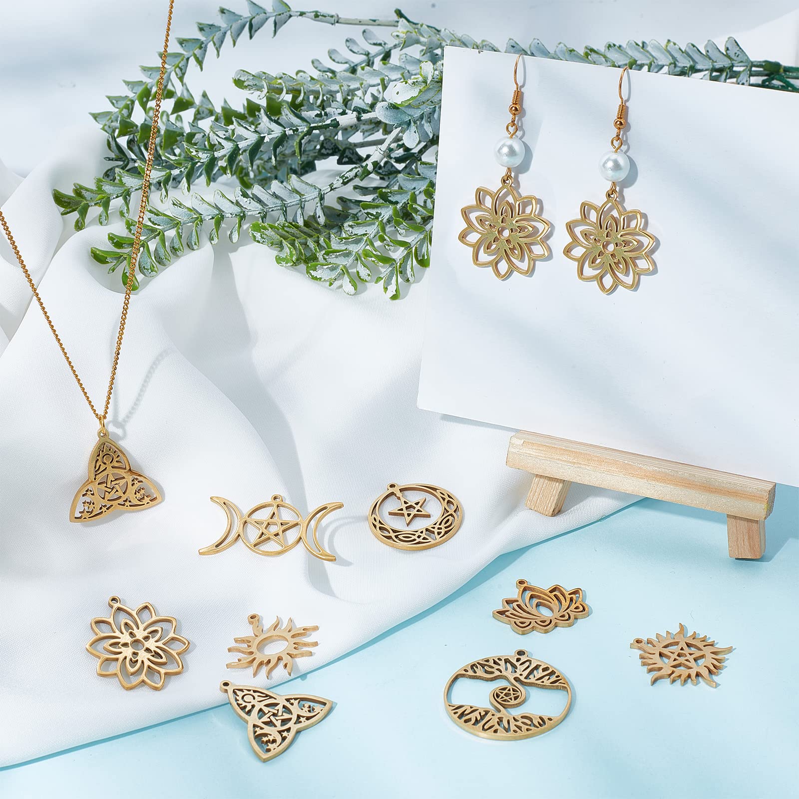 SUNNYCLUE 20pcs Breloques Noeud Trinité Arbre De Vie Lune Triple Déesse - Kit DIY Bijoux