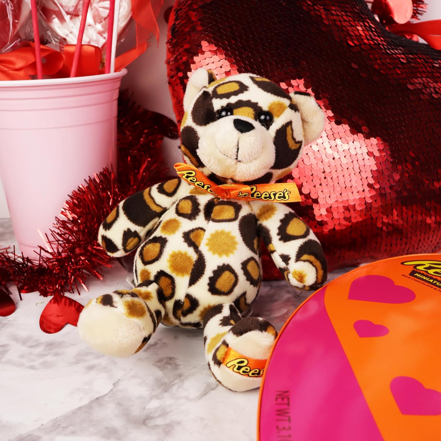 Reese's Valentine's Day Heart Box with Plush Bear, Individually Wrapped Peanut Butter Cups Inside, Festive Candy Gift, 3.10 Ounces