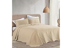 HOMBYS Alaskan King Quilt: Embracing Warmth and Serenity