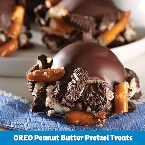 Vista 170 de OREO Galletas de sándwich dorado Double Stuf, 20 paquetes de aperitivos de tamaño King