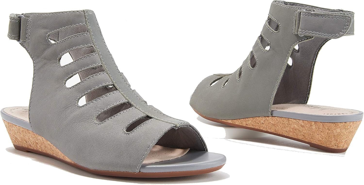 Clarks Women's Abigail Sing Wedge Sandal