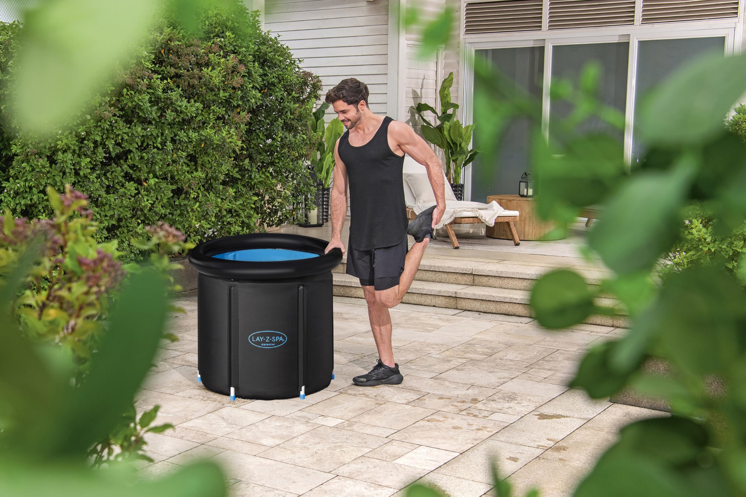 Bestway Lay-Z-Spa Eisbad Glacial Zen mit Filterpumpe Ø 86 x 75 cm rund - Kältebad für Regeneration, 230 L, TriTech Wände, Polar-Shield, Abdeckplane & Kartusche, Eisbad fürs Home Gym und Garten