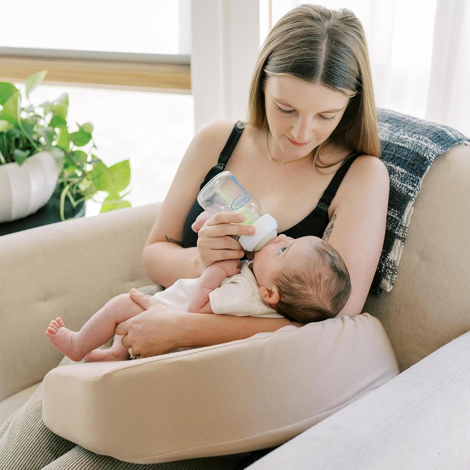 Dr. Brown's Feeding Support Pillow with Cover, Gentle Biege & Insta-Prep Warm Water Dispenser, Black