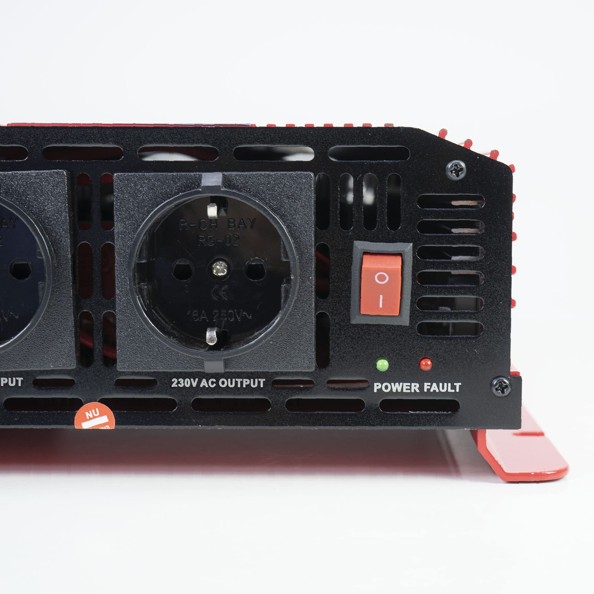 Przetwornica napięcia PNI L3000W zasilacz 12 V 230 V wyjście