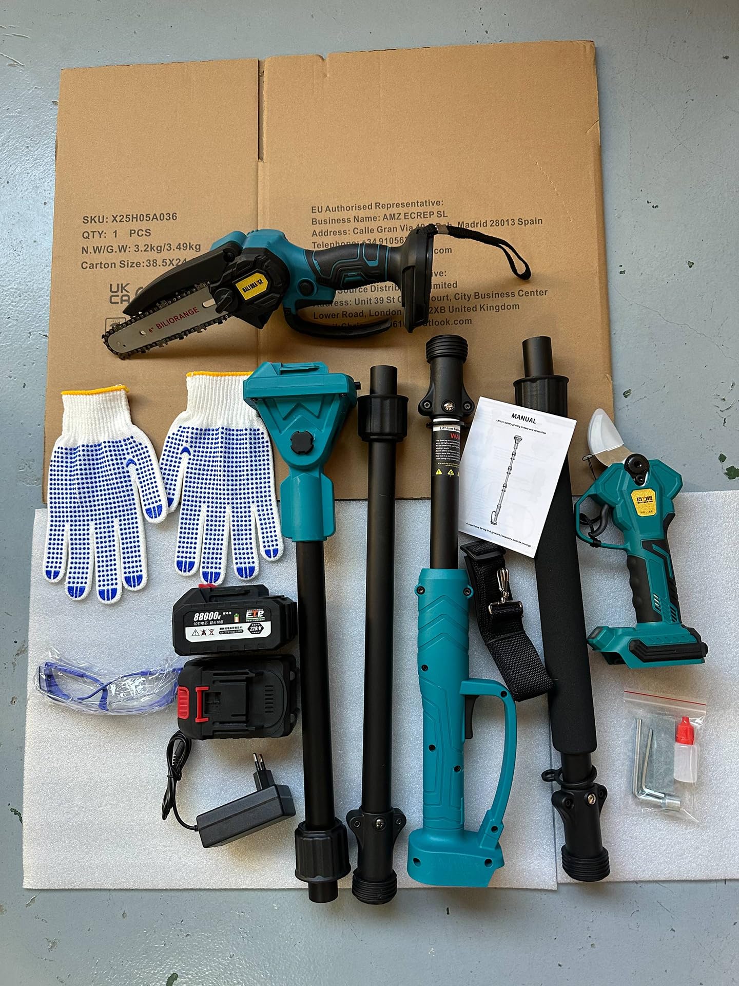 Kit 4-en-1 Sécateur et Tronçonneuse sans Fil, Mini Tronçonneuse sans Fil 6" avec 2 Batteries 4.0Ah & Chargeur, Ébrancheur sans Fil avec Manche Télescopique, Scie à Branches Électrique pour Jardin
