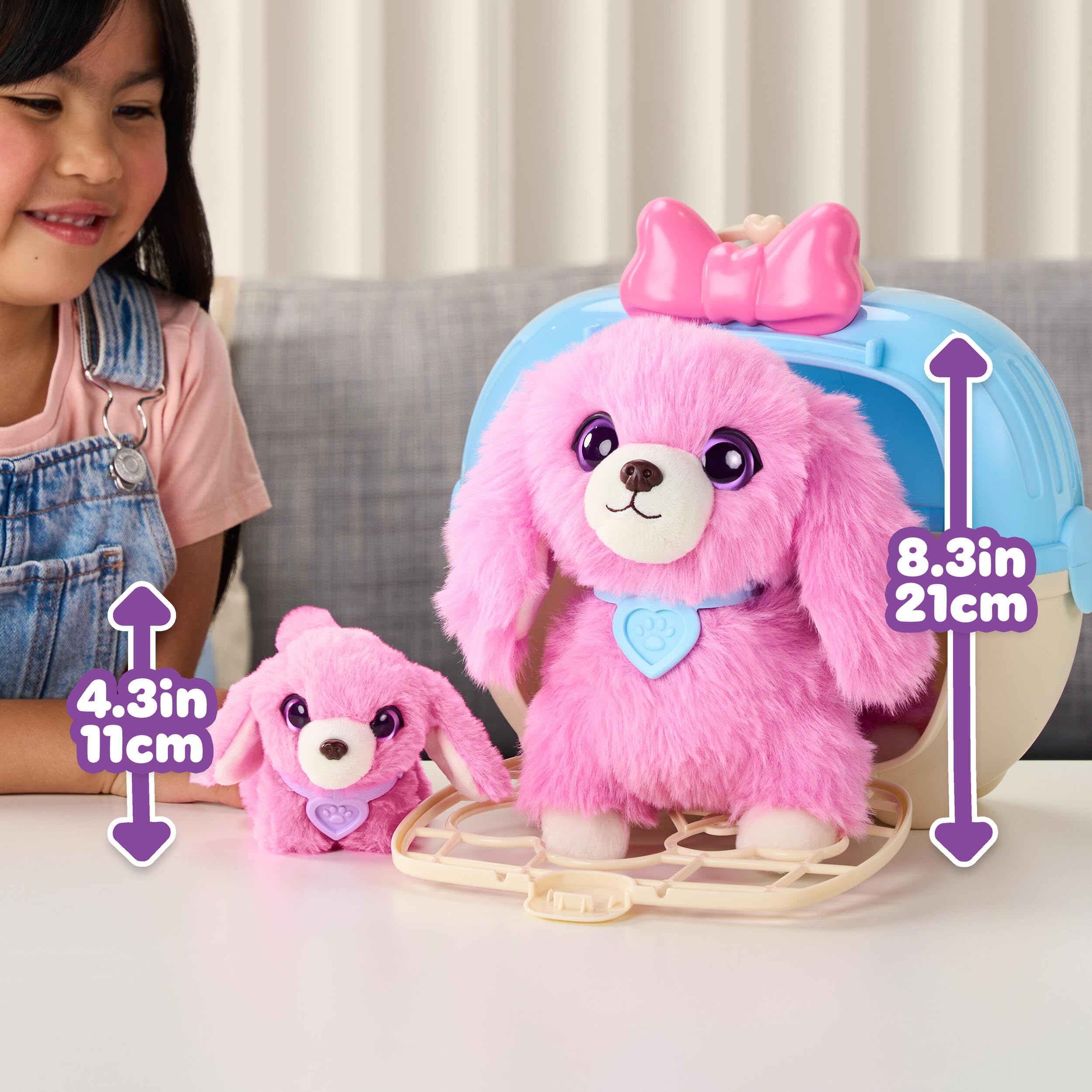 ScruffaLuvs Maman et bébé - Teckel - Peluches mystère, Lave et découvre Une Famille de teckels, 1 Chance sur 10 de trouver des Jumeaux - 4 Accessoires et Caisse de Transport Deluxe de 25 cm