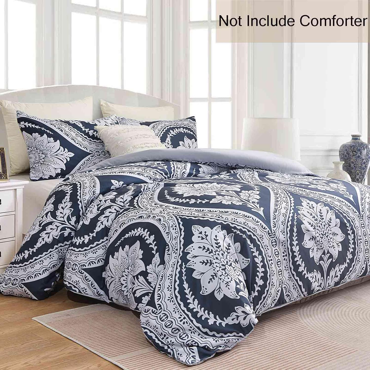 Nanko Boho Duvet Cover Set Queen Size, Navy Blue White Floral Damask Print Pattern, Soft Microfiber Reversible Comforter Bedding Cover Zip Ties - Vintage Bohemian Farmhouse for Women Men, 3 Pcs 90 x90