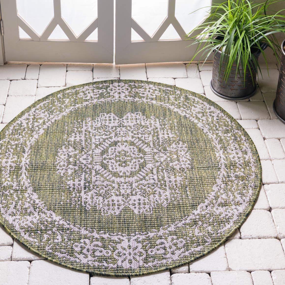 Unique Loom Outdoor Traditional Collection Area Rug