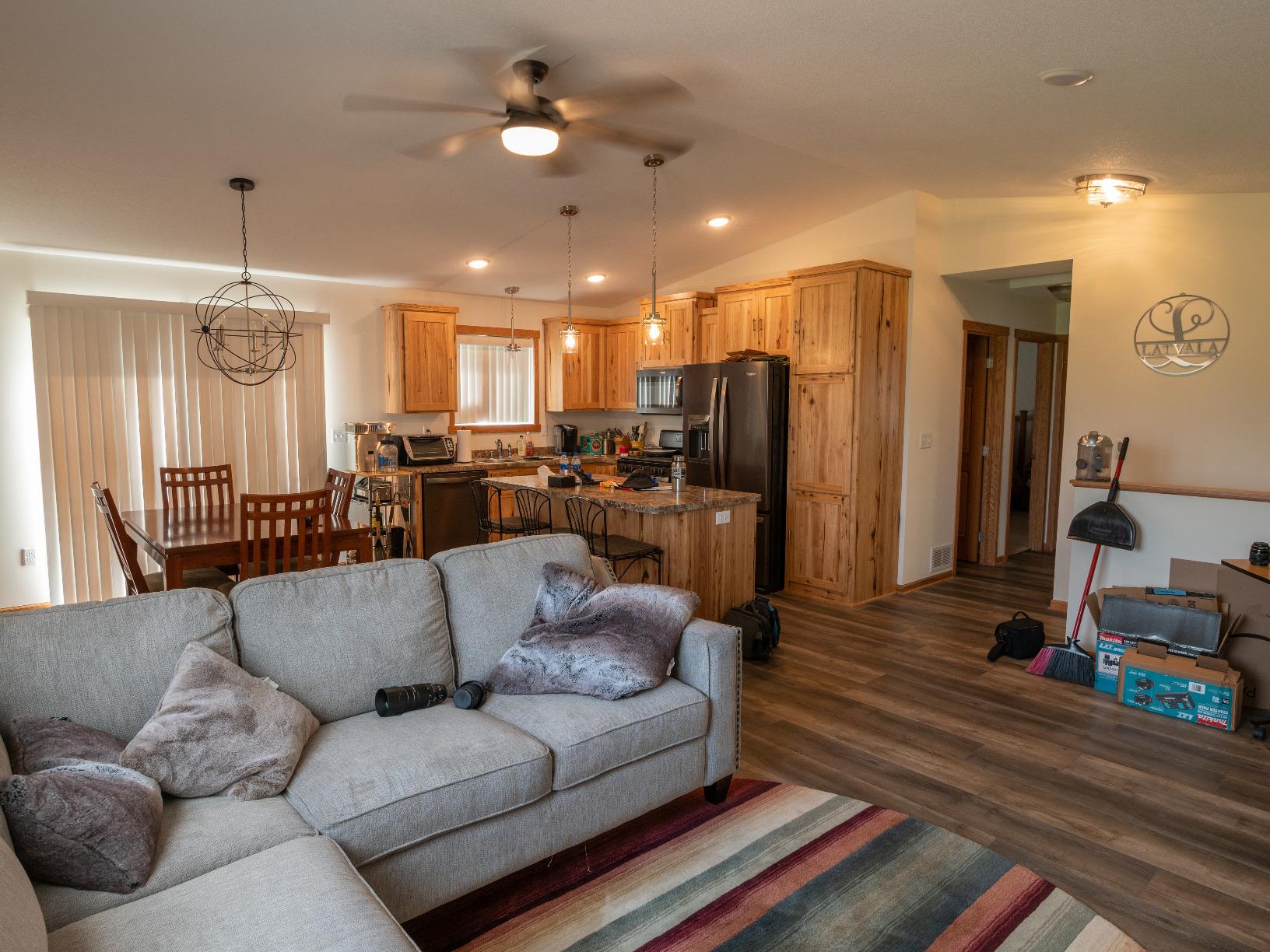 All-around video and photo lens for big m43rds cameras