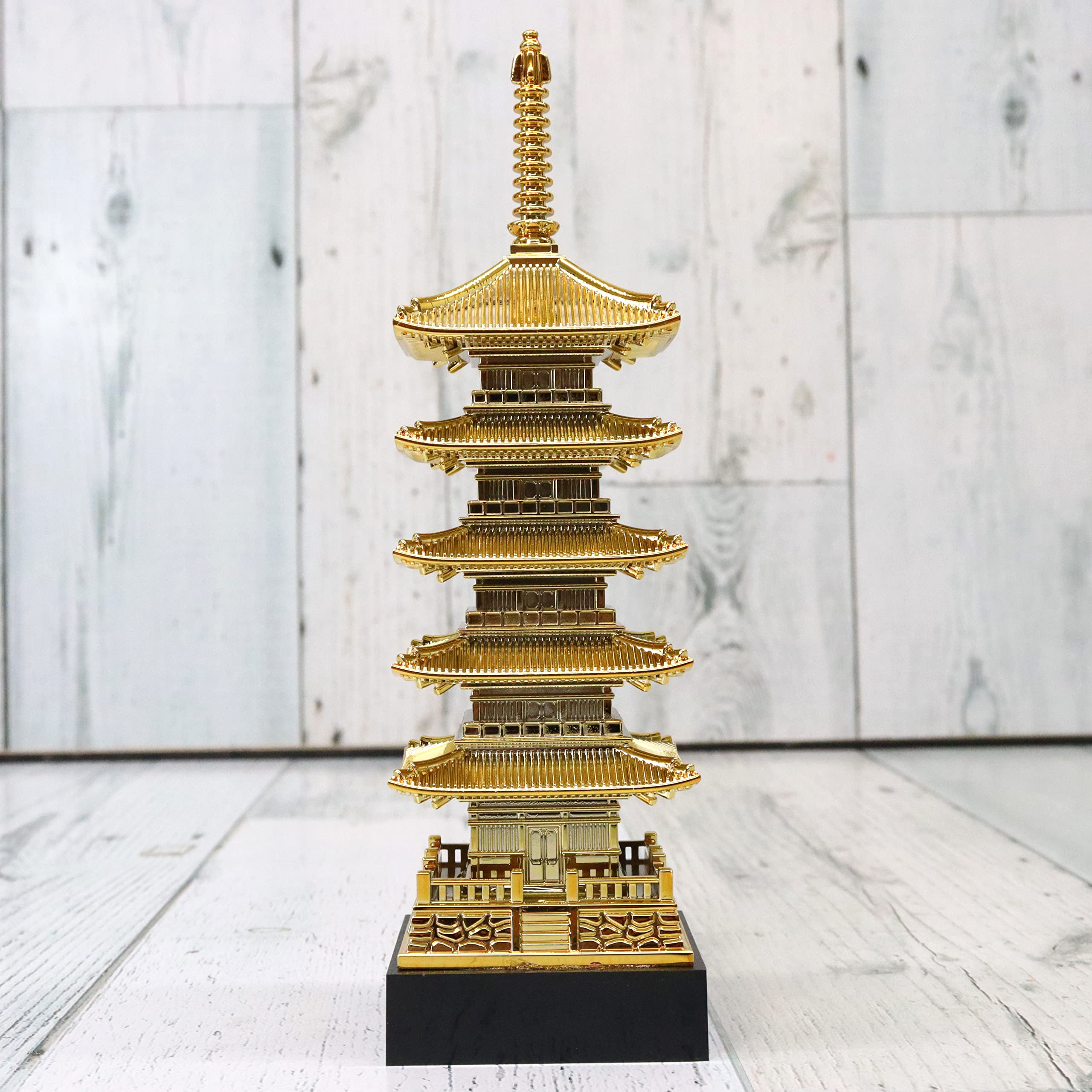 Amazon.co.jp: 日本製 五重塔 フィギュア 赤 全長17cm 日本のお土産