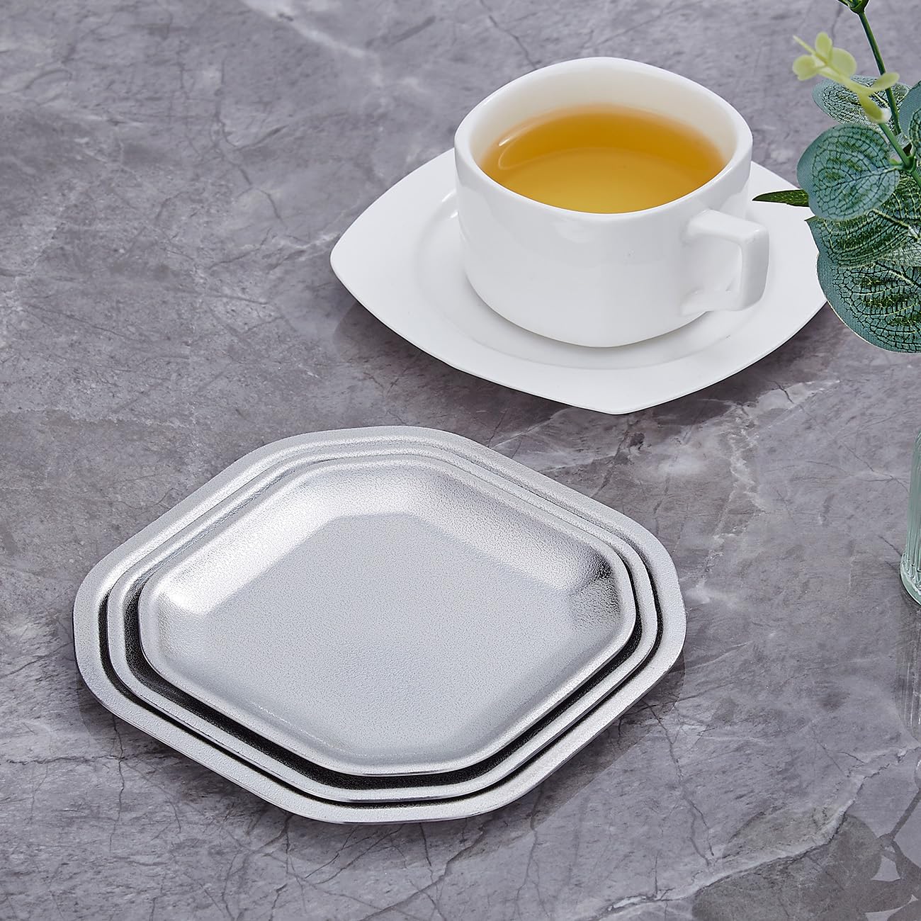 SANQIAHOME 15x15 cm quadrati Piattini da antipasto, in acciaio inox Piccoli piatti,Set di 4, argento,Dessert Piatti per Sushi, Frutta forno/Lavabile in lavastoviglie
