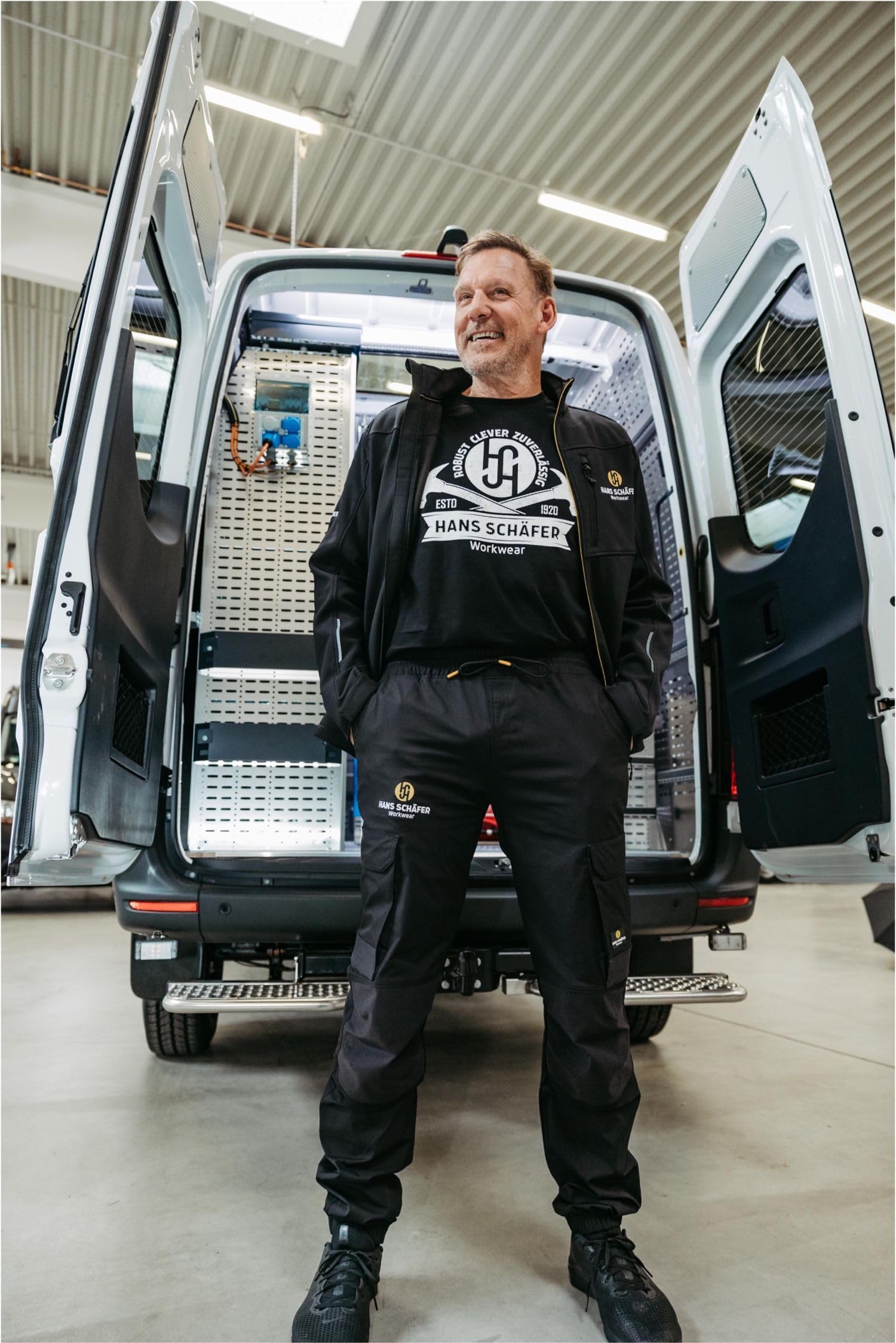 HSW Professional – Lange Arbeitshose für Herren – Funktionelle Bundhose mit Knieverstärkung und vielen Taschen – Bequem wie eine Jogginghose