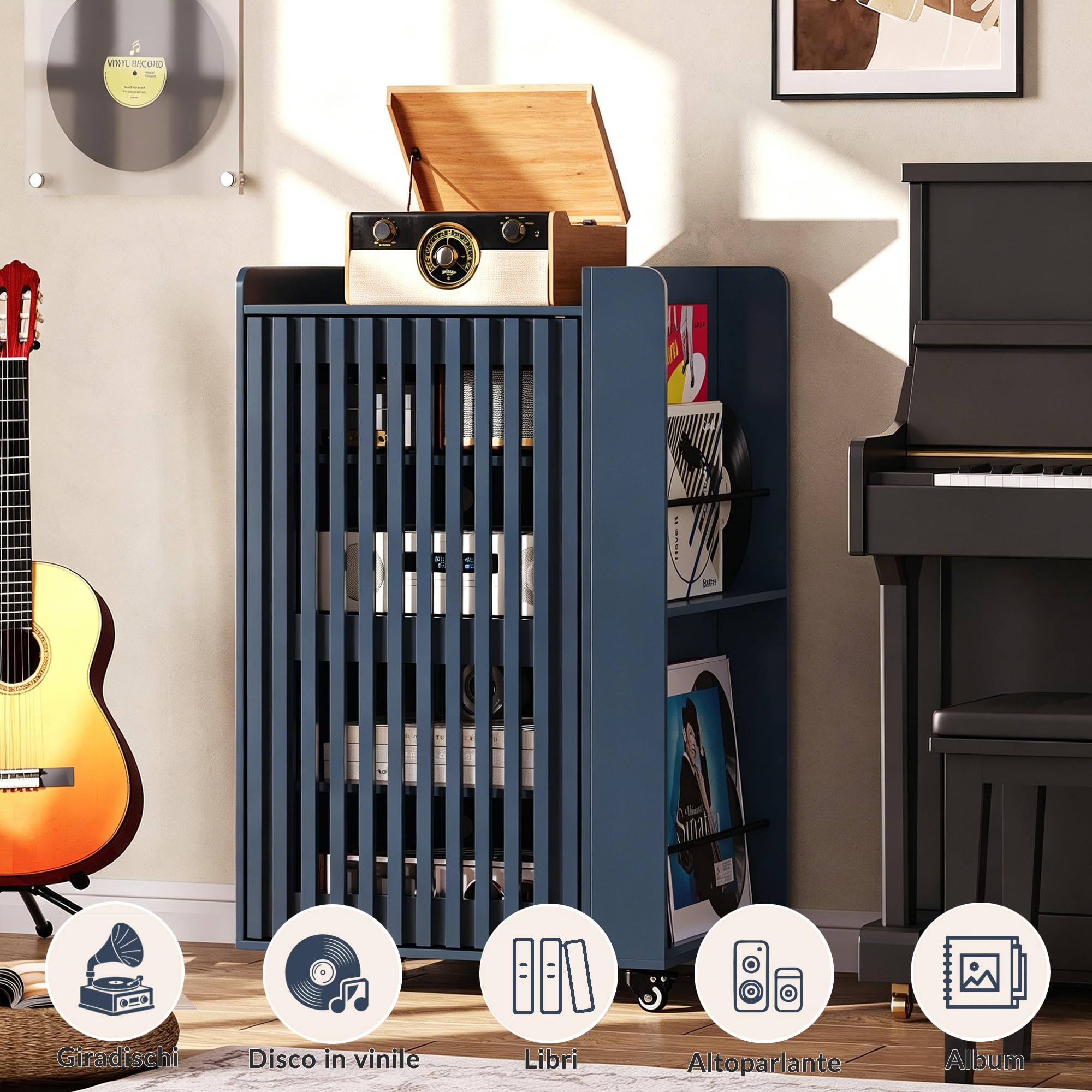 Supporto per giradischi con vano per vinili, mobile porta stereo con anta a doghe e ripiani regolabili, mobiletto porta giradischi in legno con ruote e sistema di gestione dei cavi per il soggiorno.