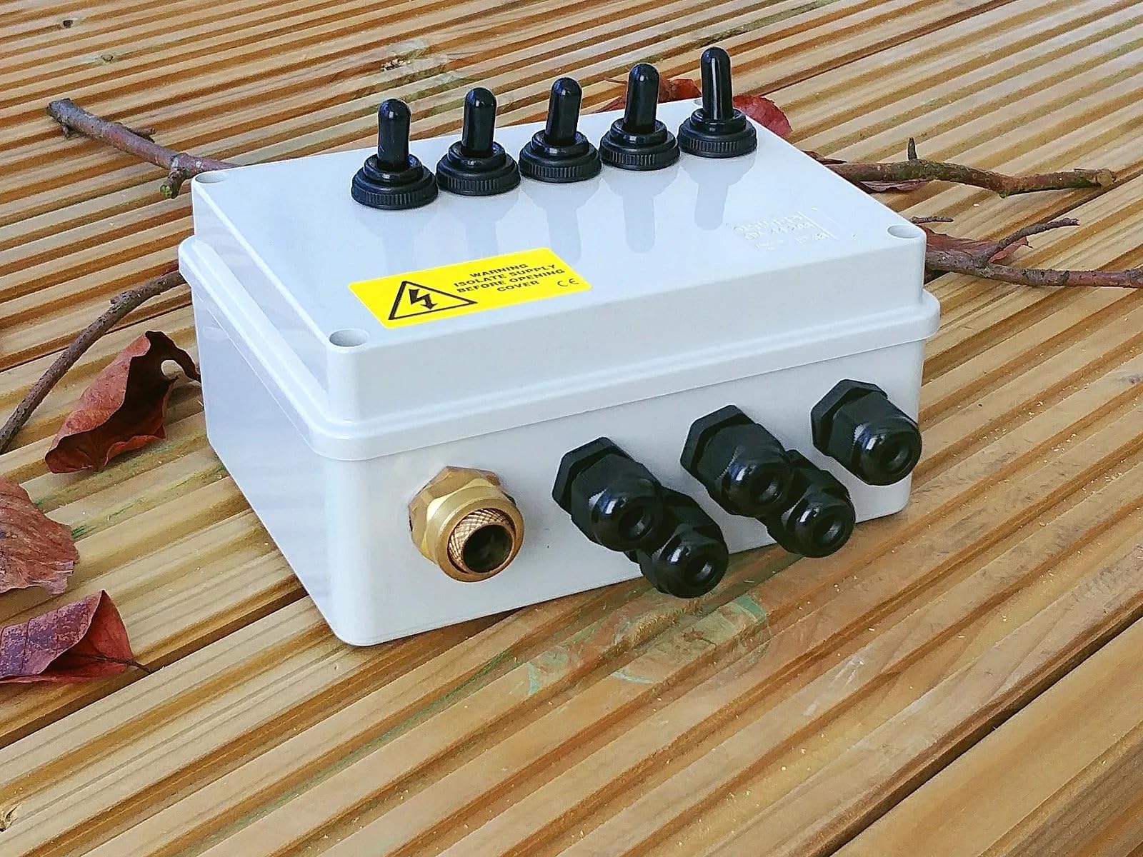 Toggle Switch Boxes for Ponds/Outdoor Lighting IP56 (5 Way Armoured) — image 1