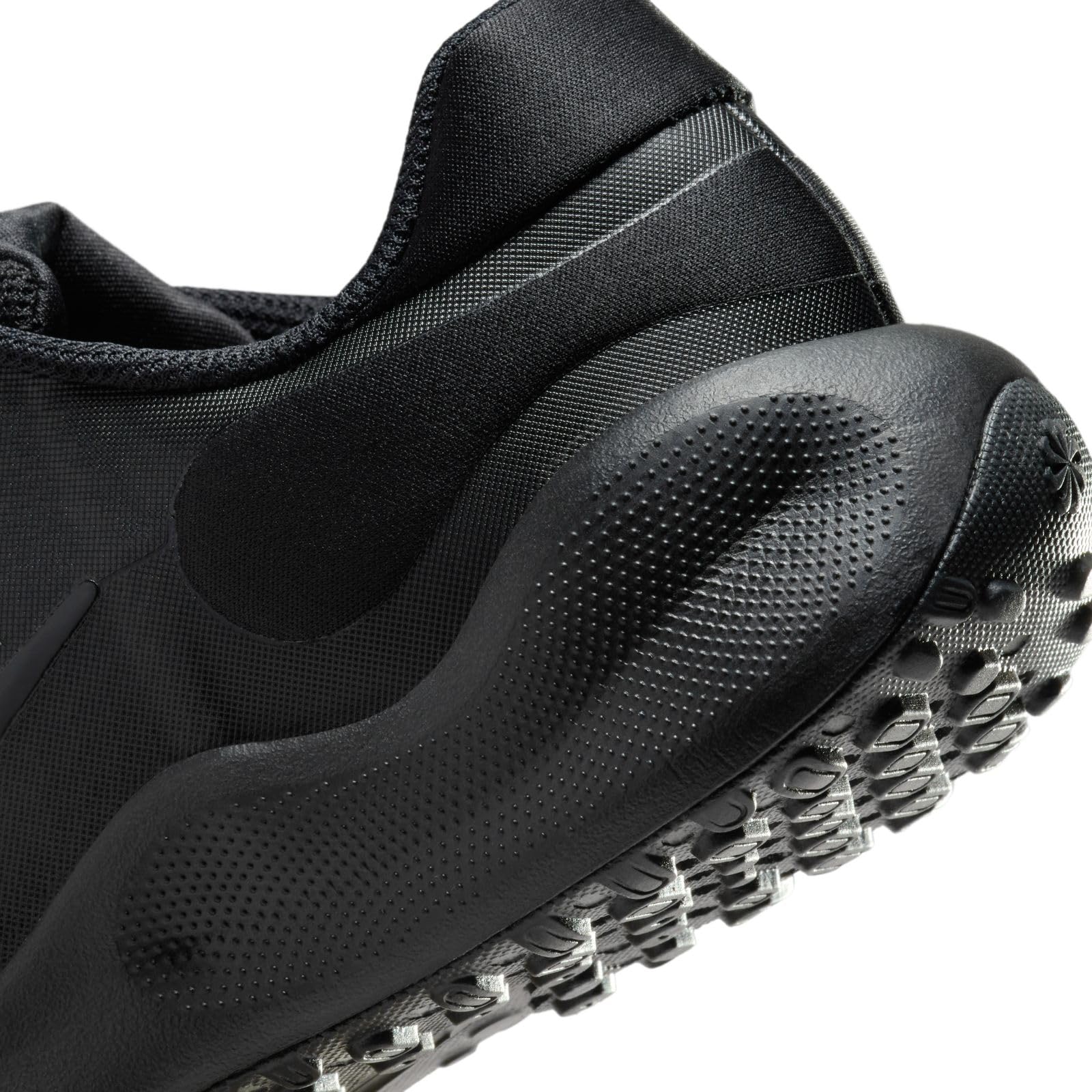 Nike Unisex Kinder Revolution 7 (GS) Sportschuh