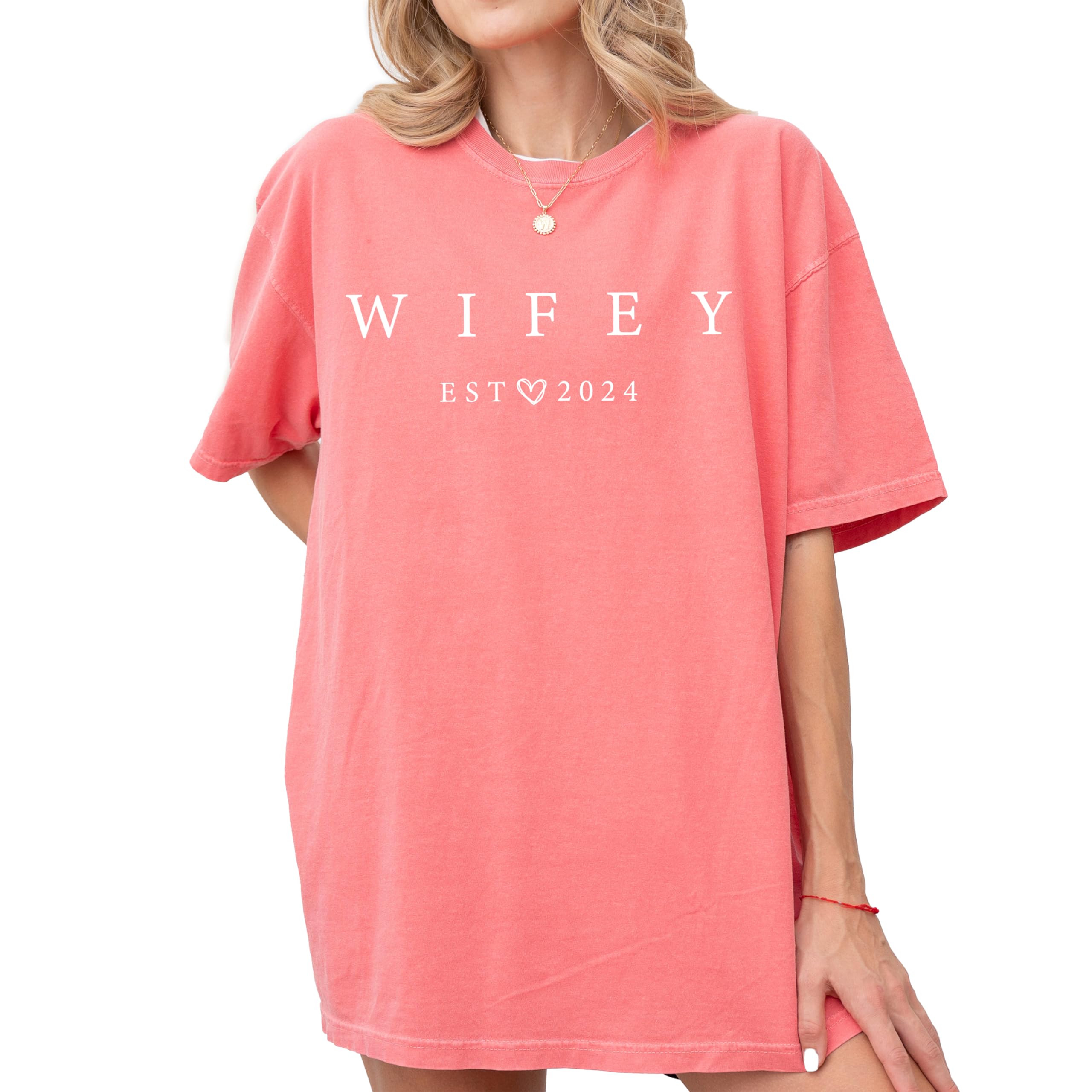 GenericJust Married Wife Est 2025 Shirt, Bride Shirt for Women, Honeymoon Bride Gift, Womens Wedding Bridal Shower Outfits