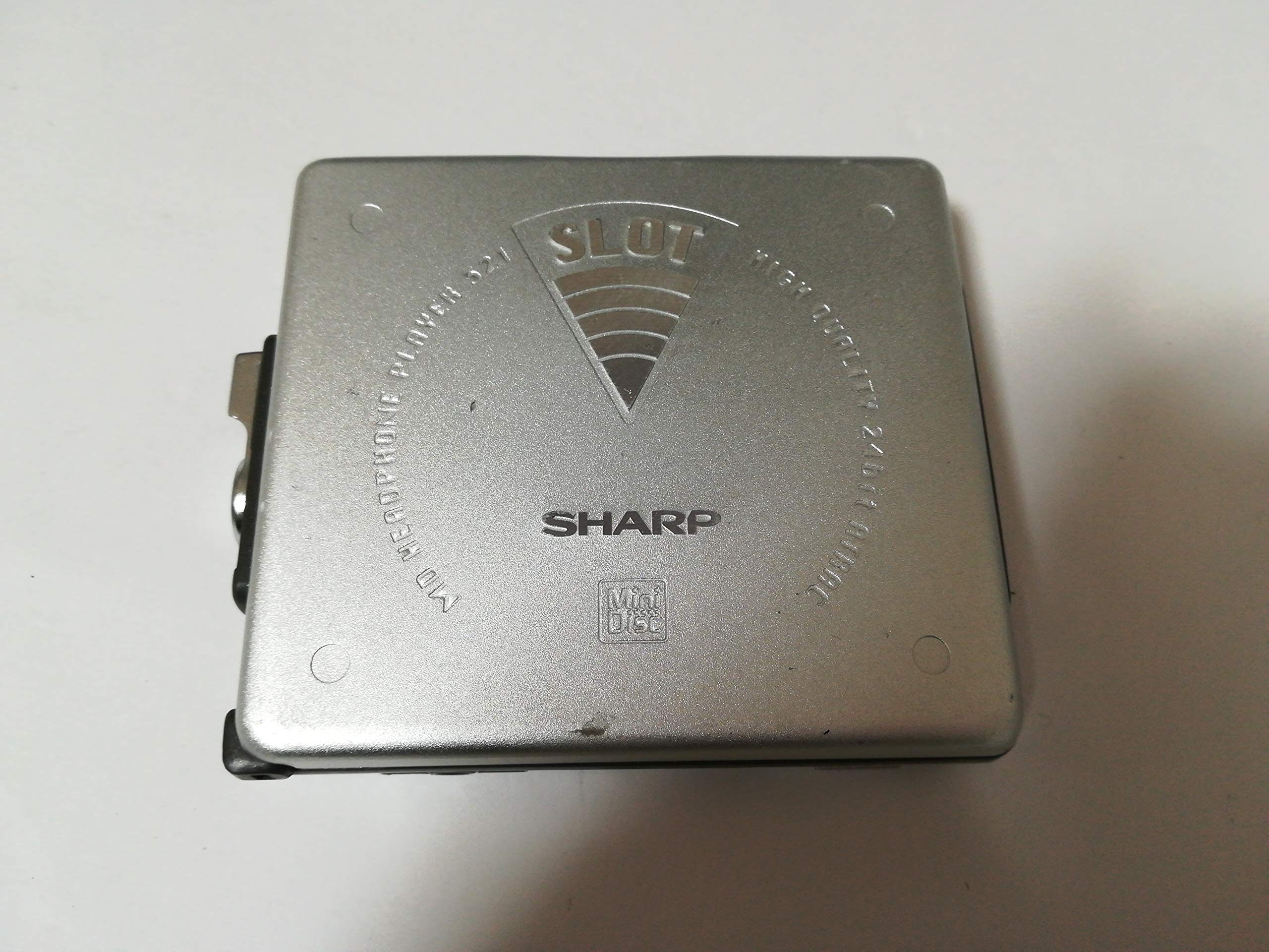 SHARP MD-SS321 ポータブルMDプレーヤー 1242 SHARP MD-SS321 ポータブルMDプレーヤー 1242