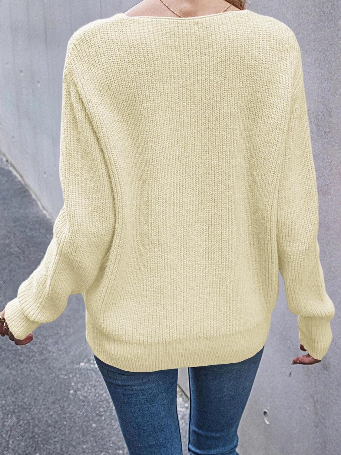 Eurivicy Women's Long Sleeve V Neck Pullover Tops Oversized Chunky Knitted Loose Jumper Sweaters