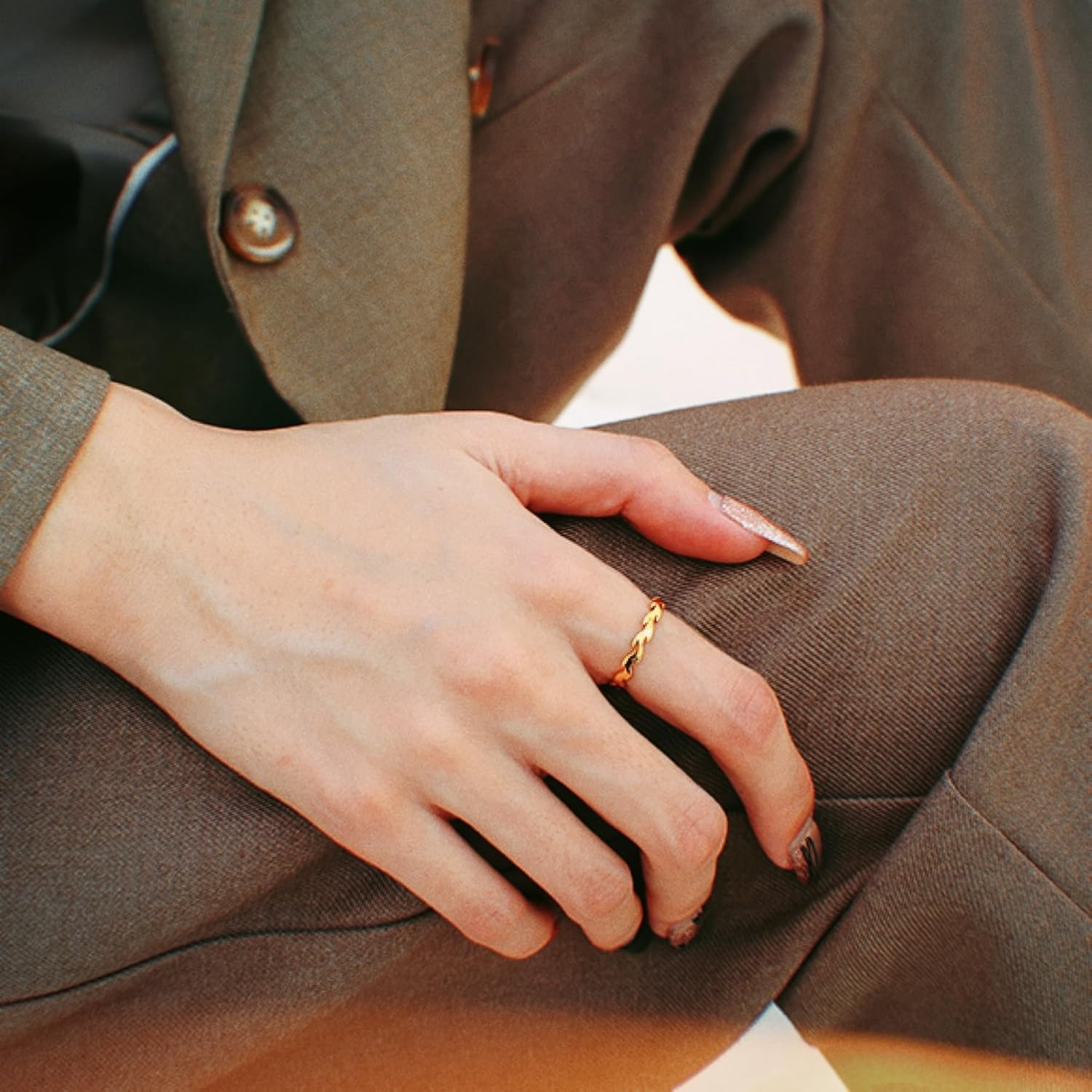 2mm Leaf Ring For Women,18K Gold Plated Titanium and Stainless Steel Stackable Leaves Ring Non Tarnish - Image 4