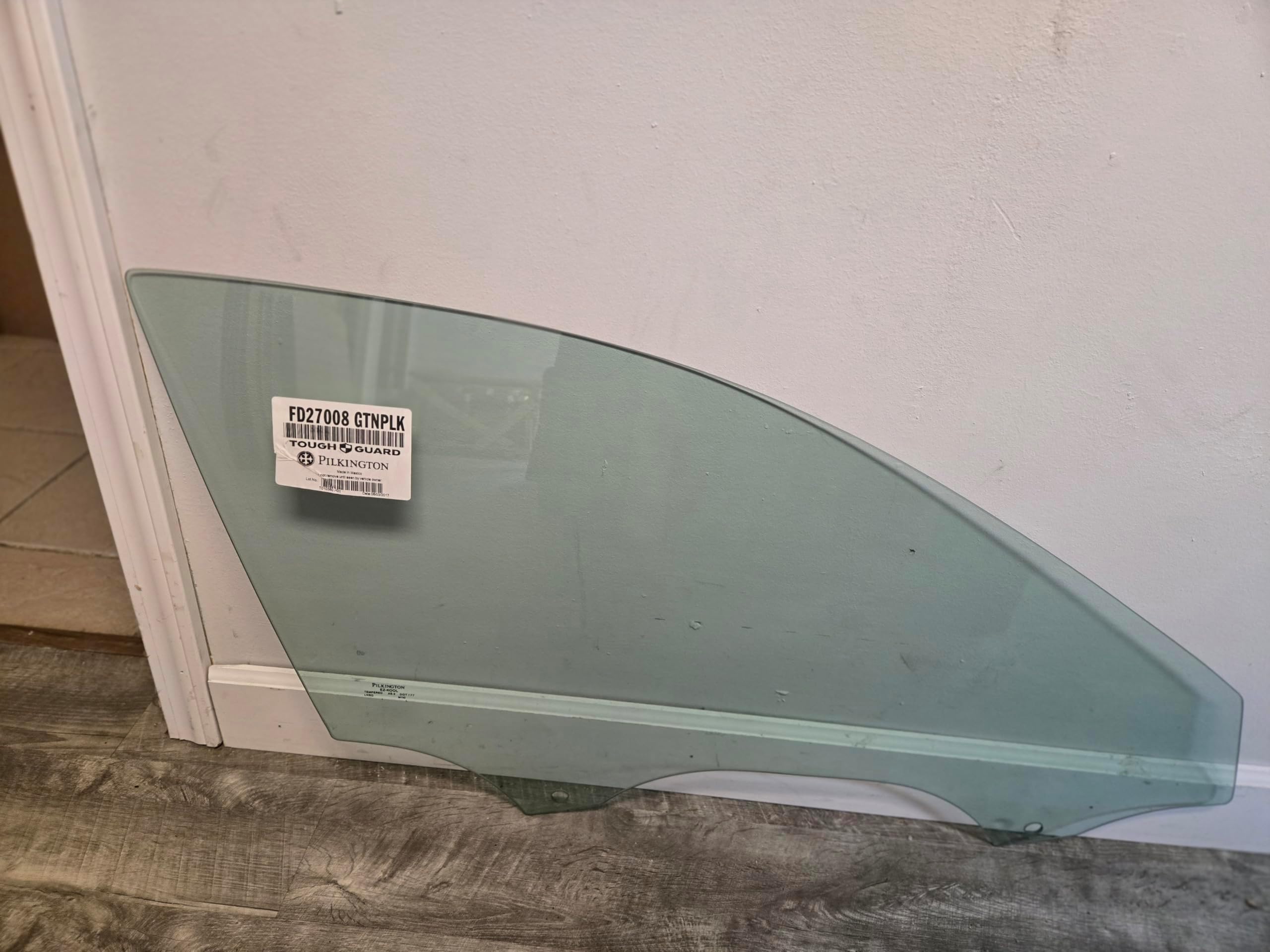 - Passenger Right Side Front Door Window Door Glass Compatible With Audi A4 and S4 2017-2025 4 Door Sedan Models