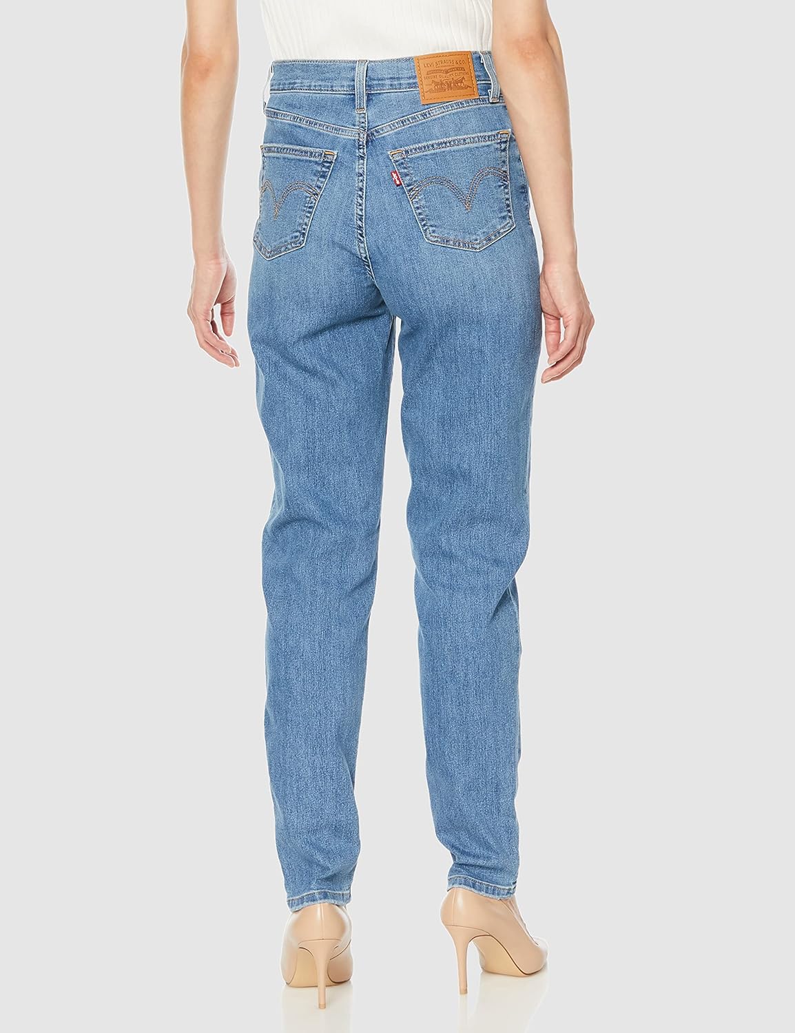 Leg Jeans Levi's 501 Tapered Boyfriend Jeans Levi's Women's - Main Image