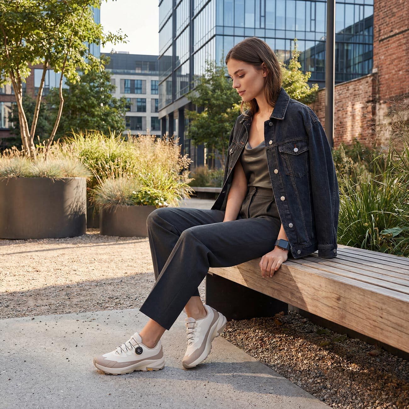 Giesswein Wool Trek X Women - Wasserdichter Trekkingschuh, Megagrip-Sohle | Outdoor Sneaker mit Schnellschnürung & Merino-Wechselfußbett – idealer Grip auf jedem Terrain, für Sport & Freizeit
