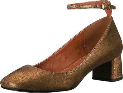 Con qué color de zapatos combina un vestido azul? | Calimod Store