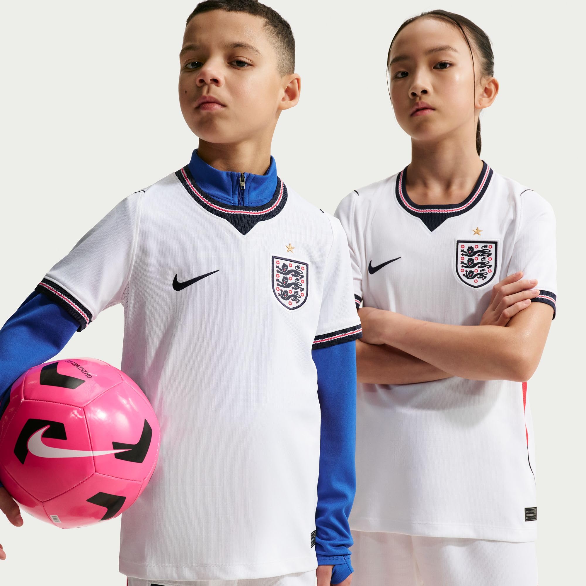Nike England National Team Dri-Fit Stadium Home T-Shirt Unisex - Bambini e Ragazzi (Pacco da 1)