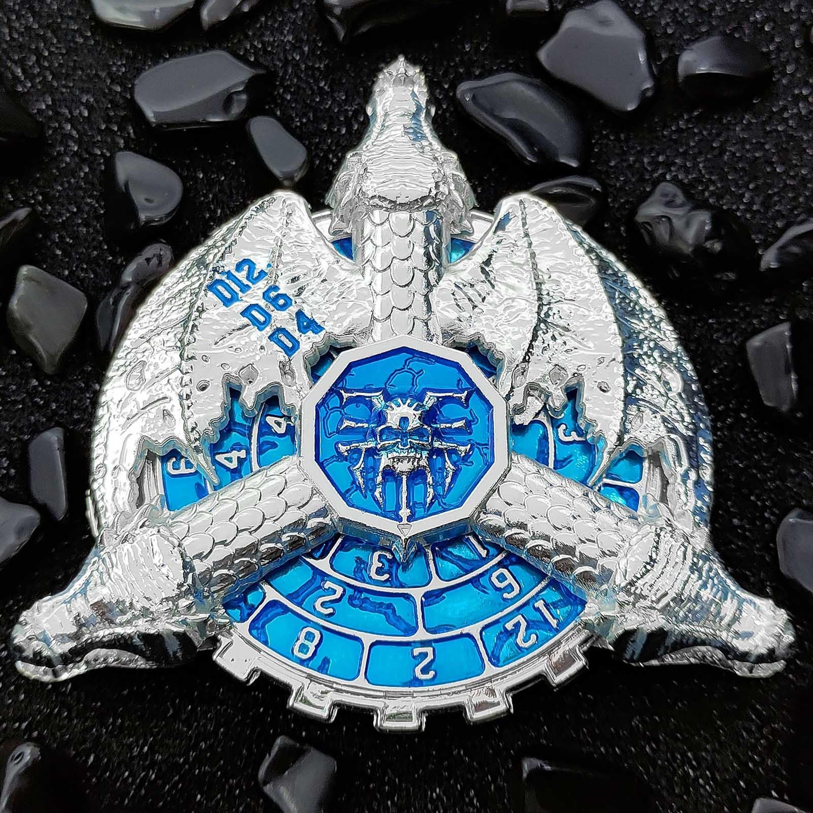 Dados Giratorios de rol Dados DND de Metal para Dungeons y Dragons, Retro Dragón Dados de Ruleta para MGT/RPG, 7 en 1 Poliédrico D&D D4 D6 D8 D10 D12 D20 D% Dice Set, 2 Piezas(Silver Blue)