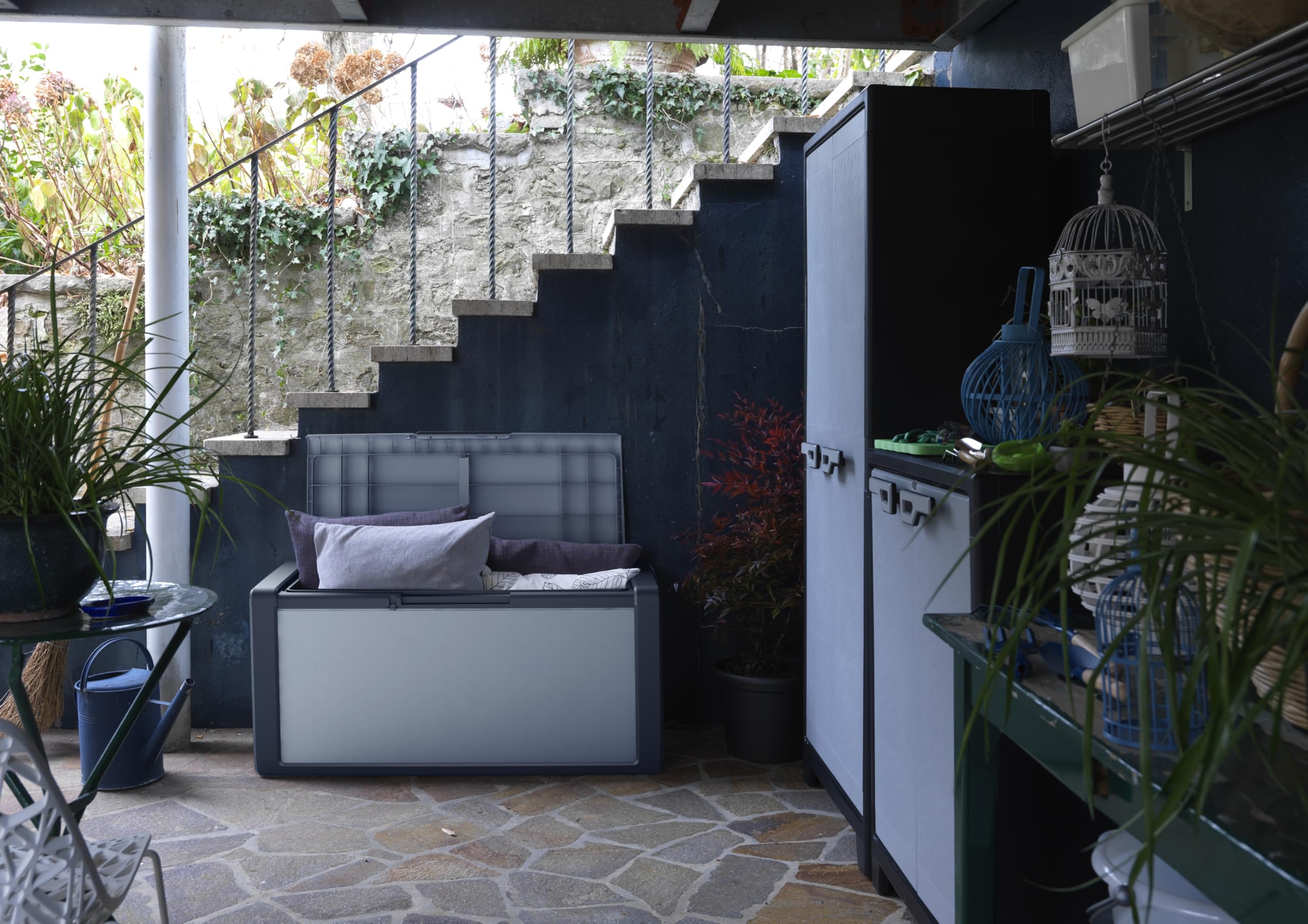 Kis KETER | Coffre de Rangement Titan, Noir/Gris, Coffre, 118x49x55 cm
