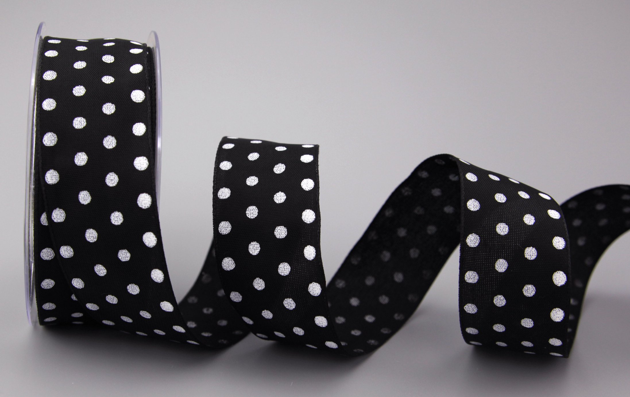 Ruban à pois pour décoration de Pâques et ateliers créatifs enfants
