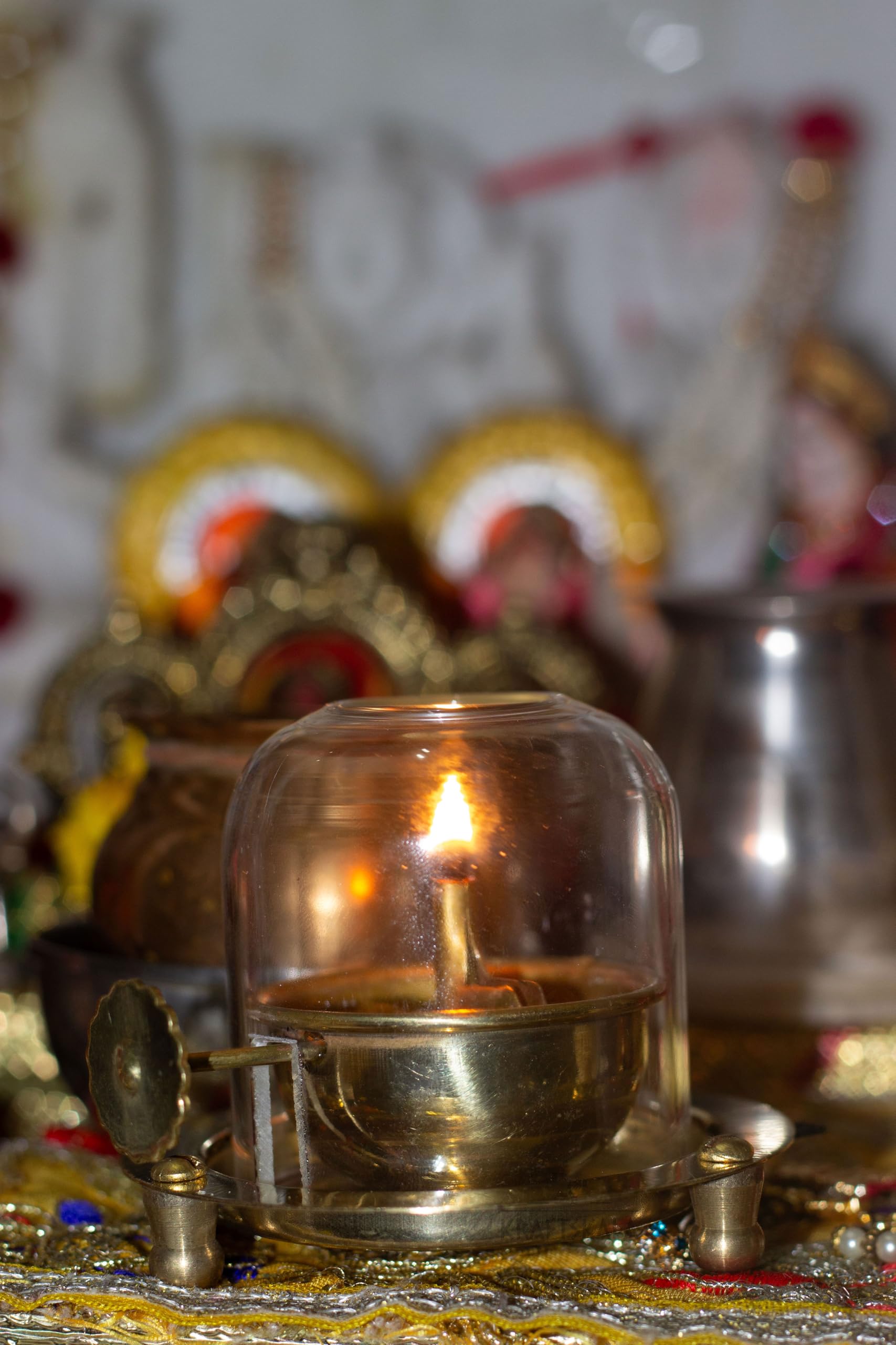 Kraftskala Brass Akhand Oil Diya 3x3.5 inch with Clear Glass Cover | Rotating Lifting Wick | Perfect for Spiritual Decor, Hindu Rituals, Diwali Festive Gifts 3
